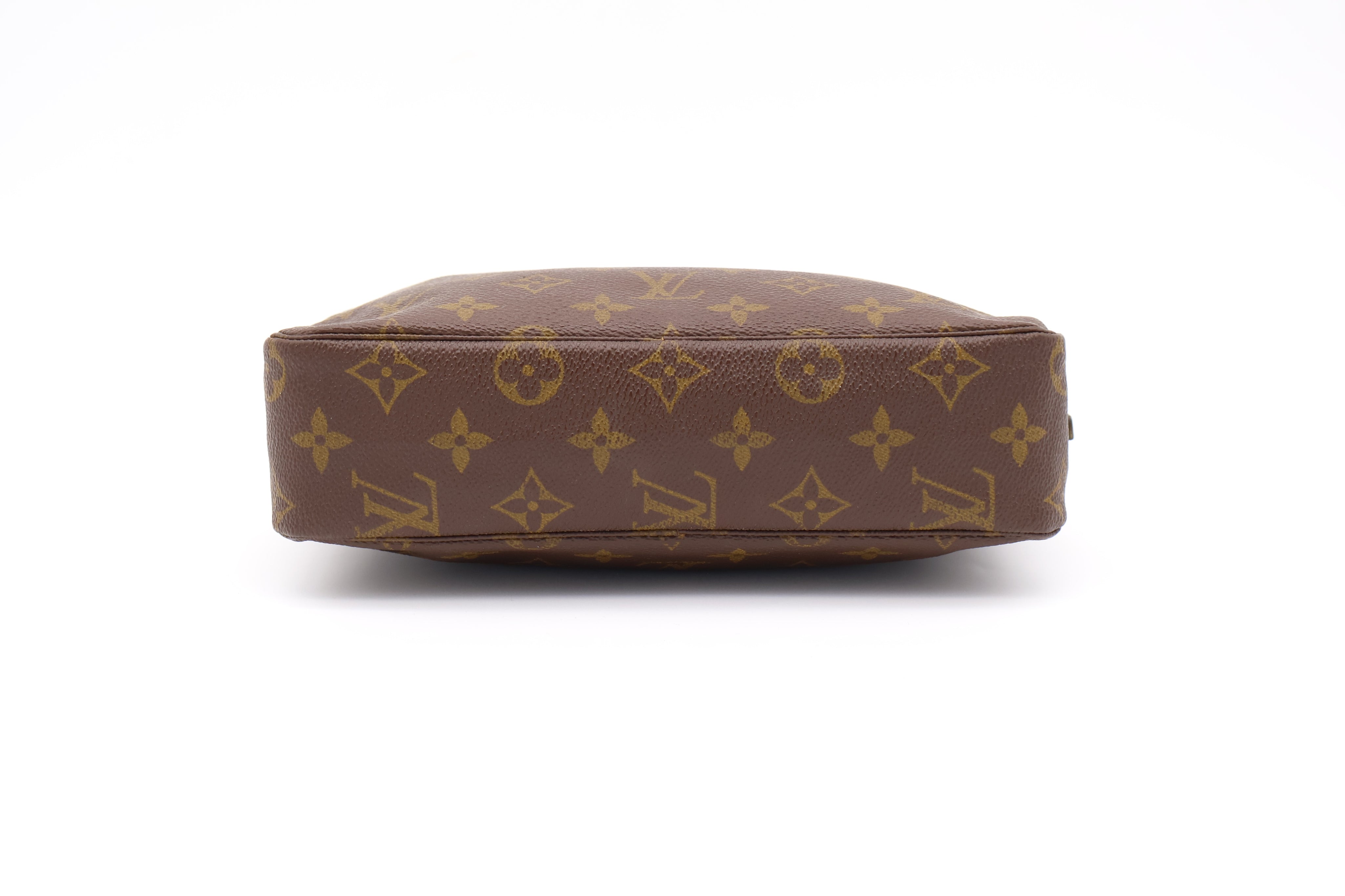 Louis Vuitton Trousse Toilette 23