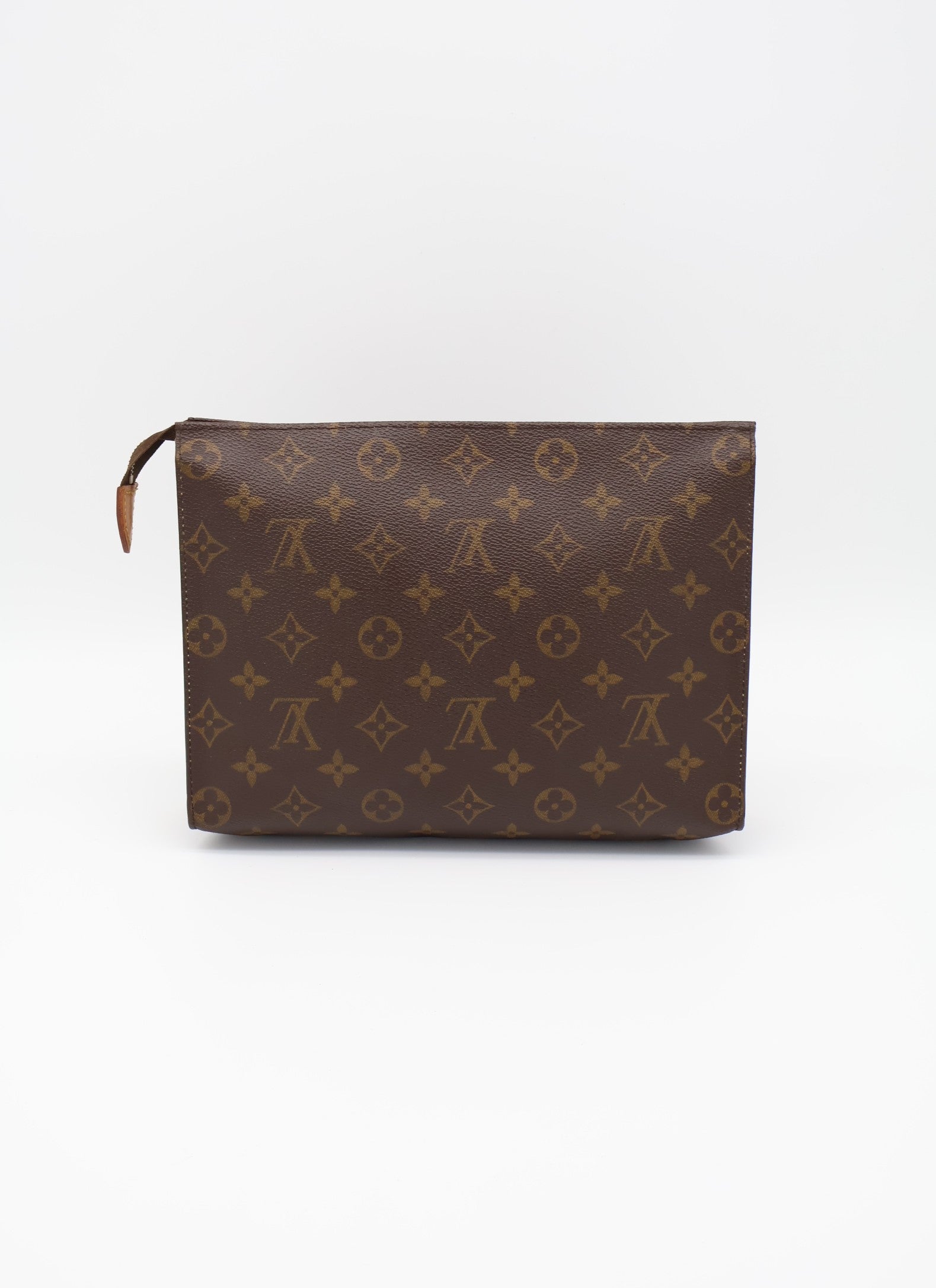 Louis Vuitton Poche Toilette 26