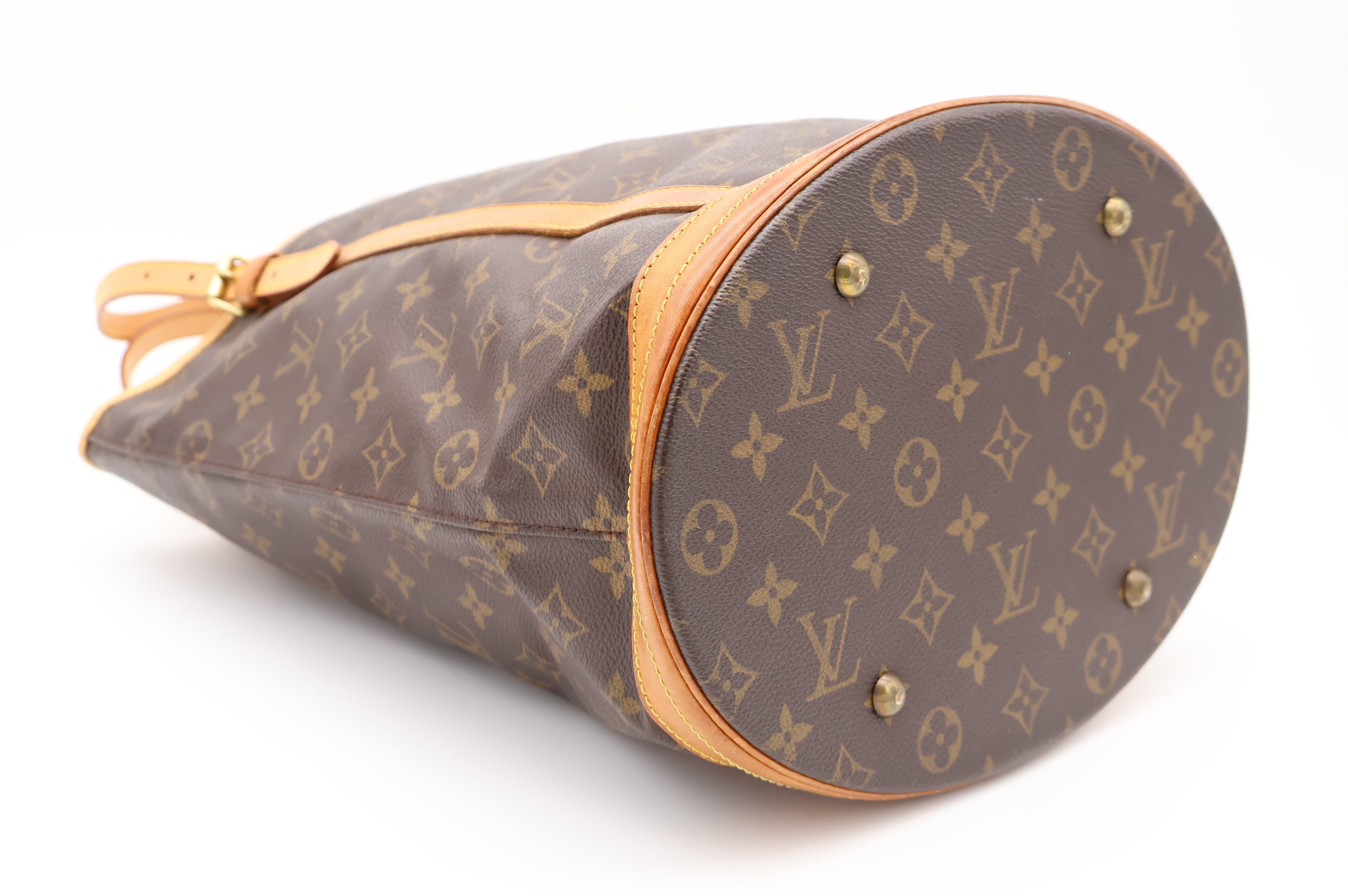 Louis Vuitton Bucket GM