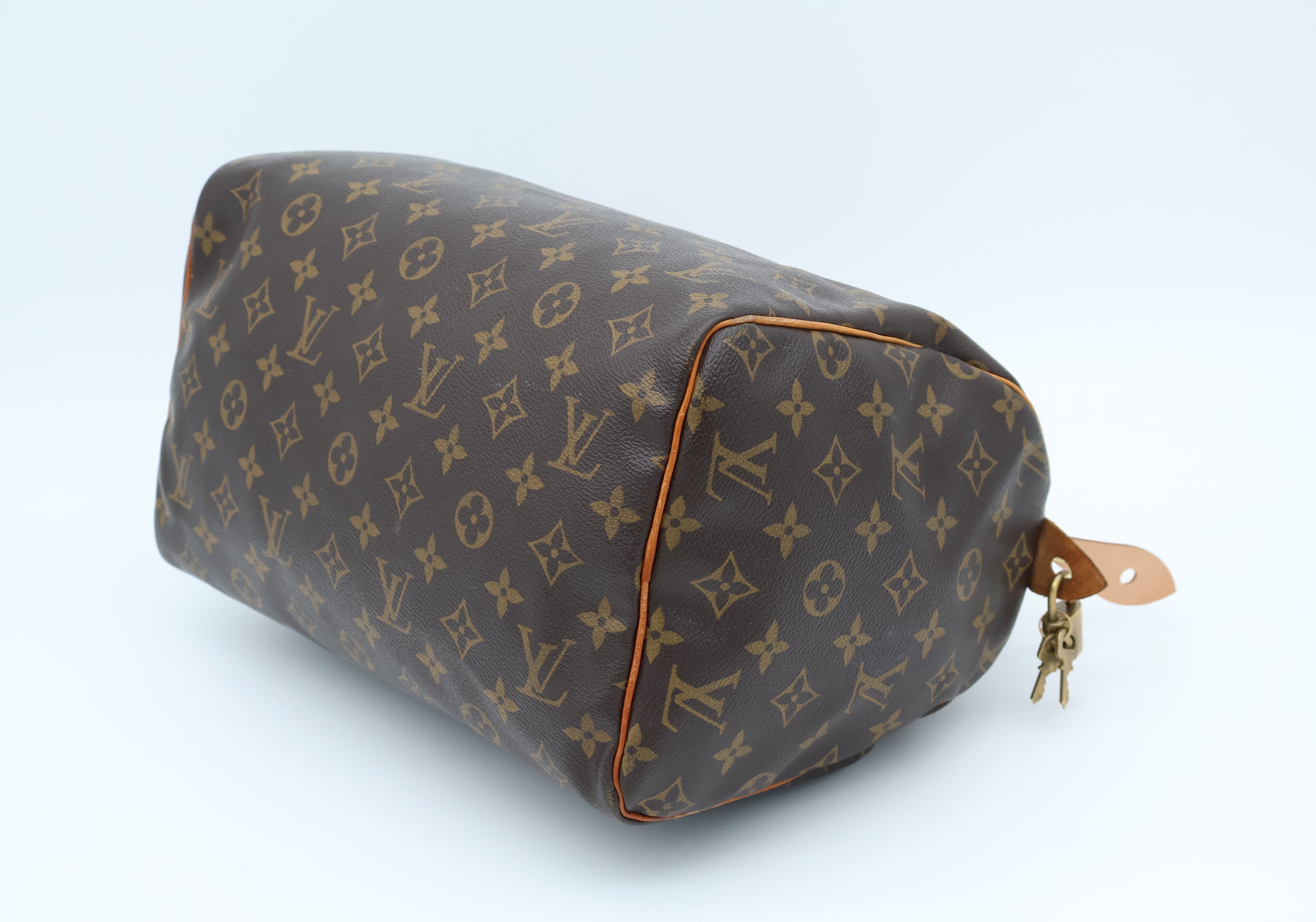 Louis Vuitton Speedy 30