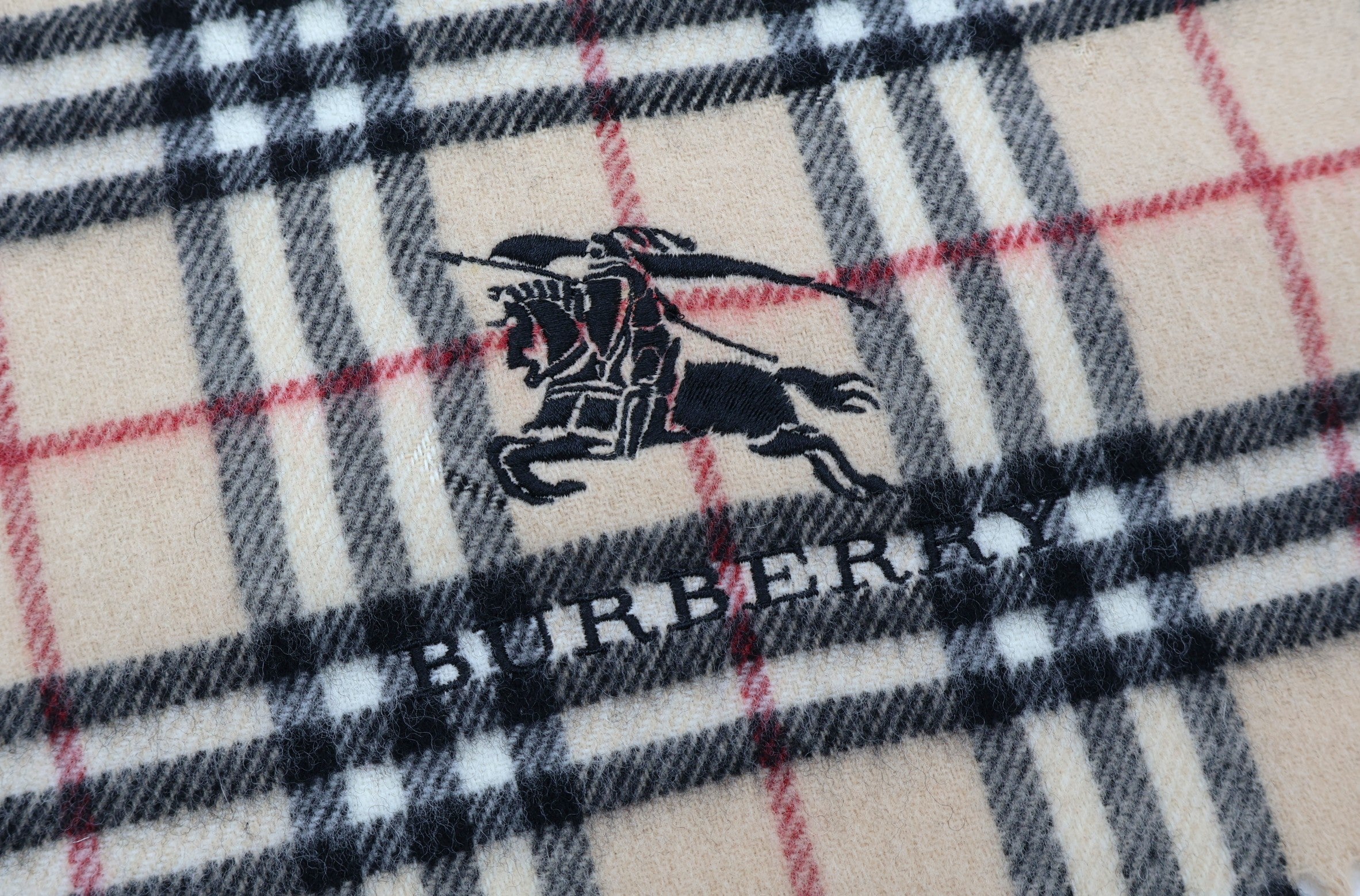 Burberry Villa Huivi