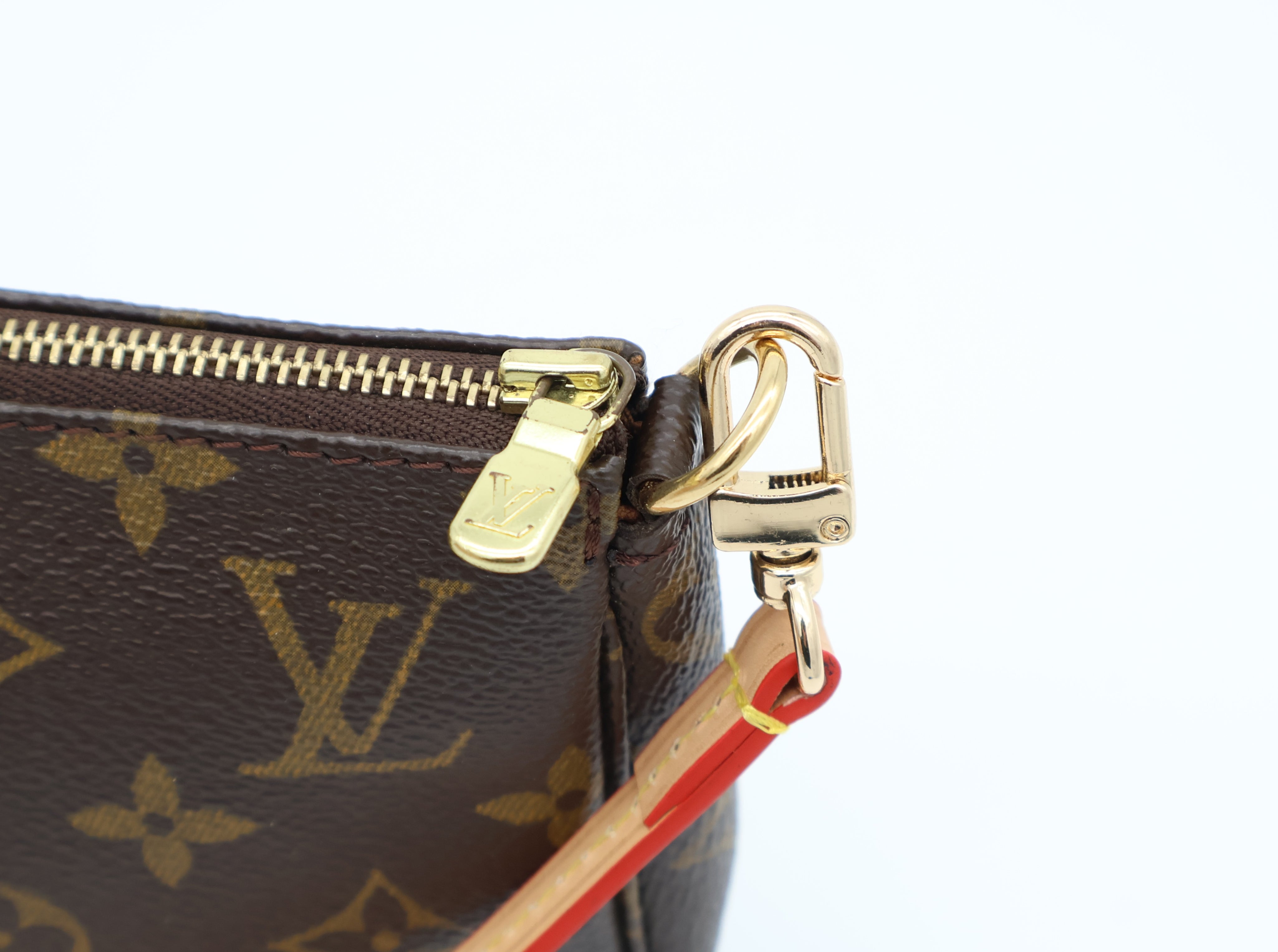 Louis Vuitton Pochette Accessoires