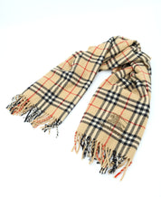 Burberry Villa Huivi