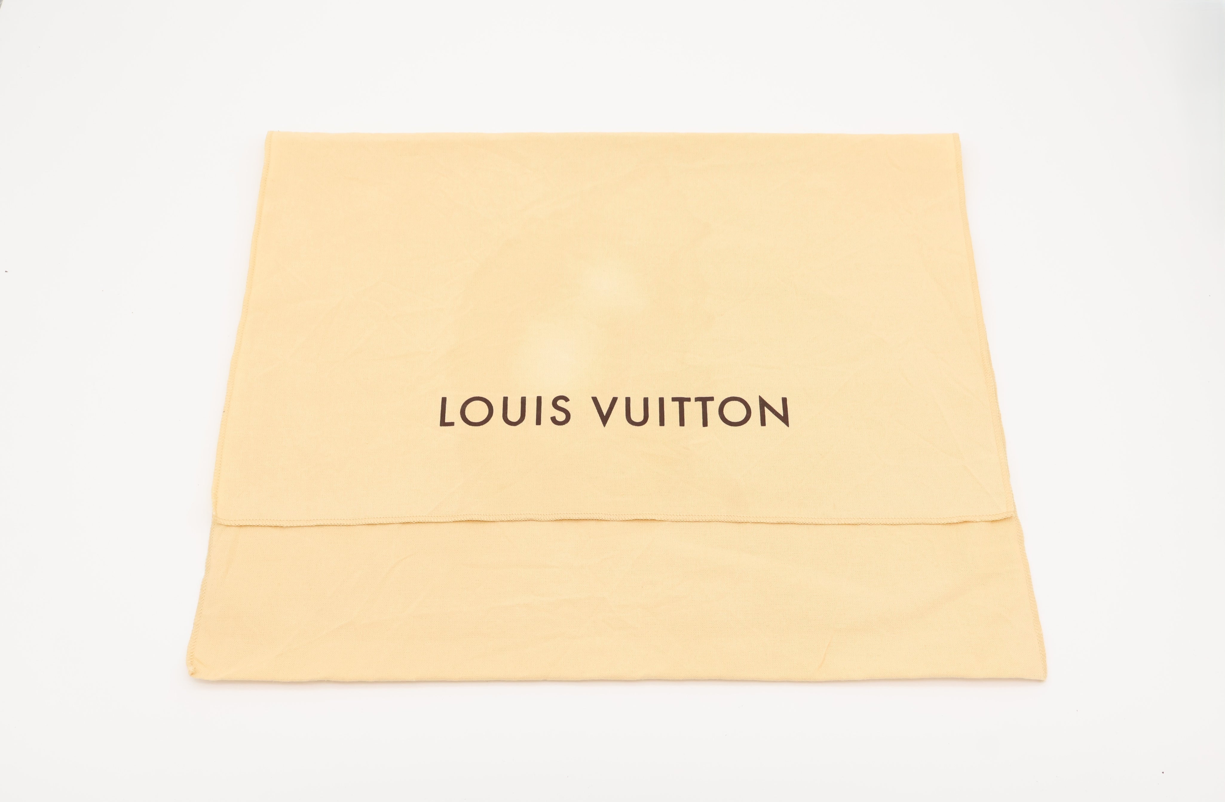 Louis Vuitton Menilmontant PM