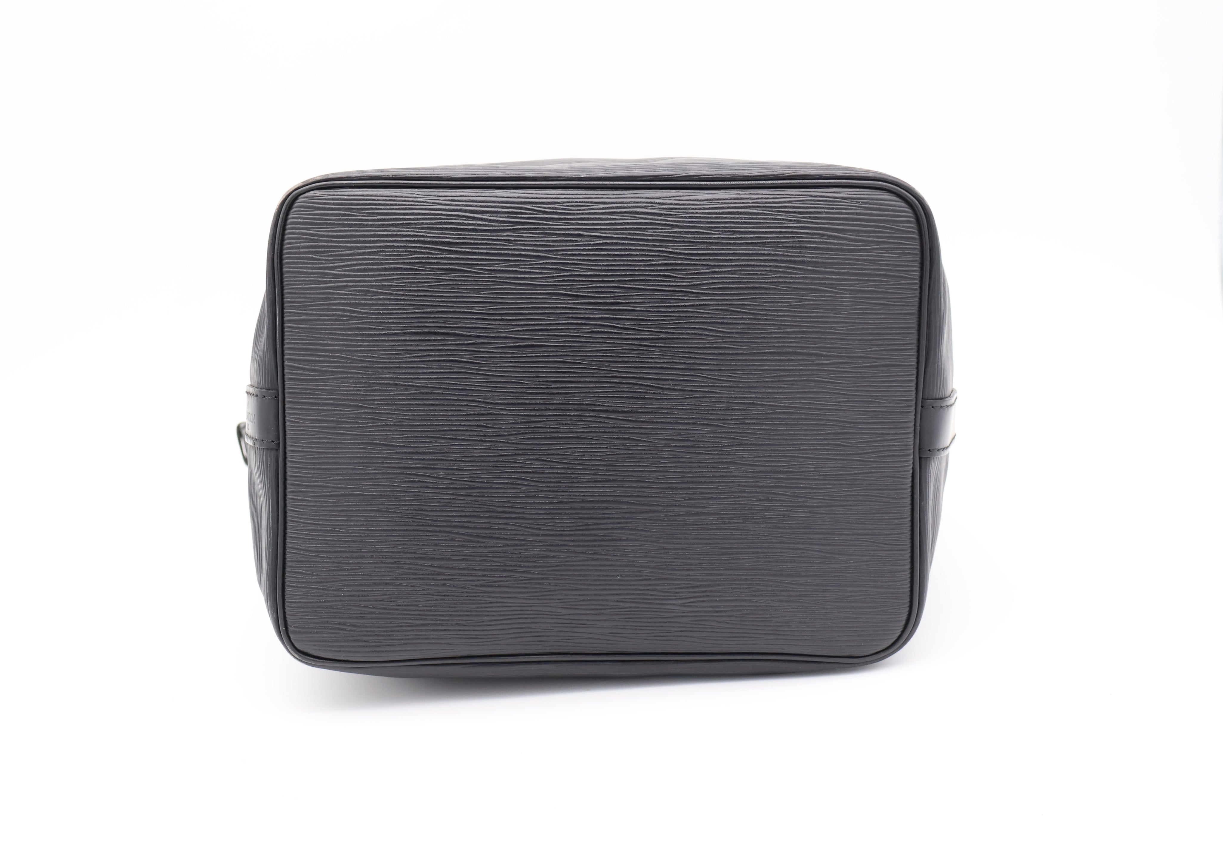 Louis Vuitton Petit Noé Epi