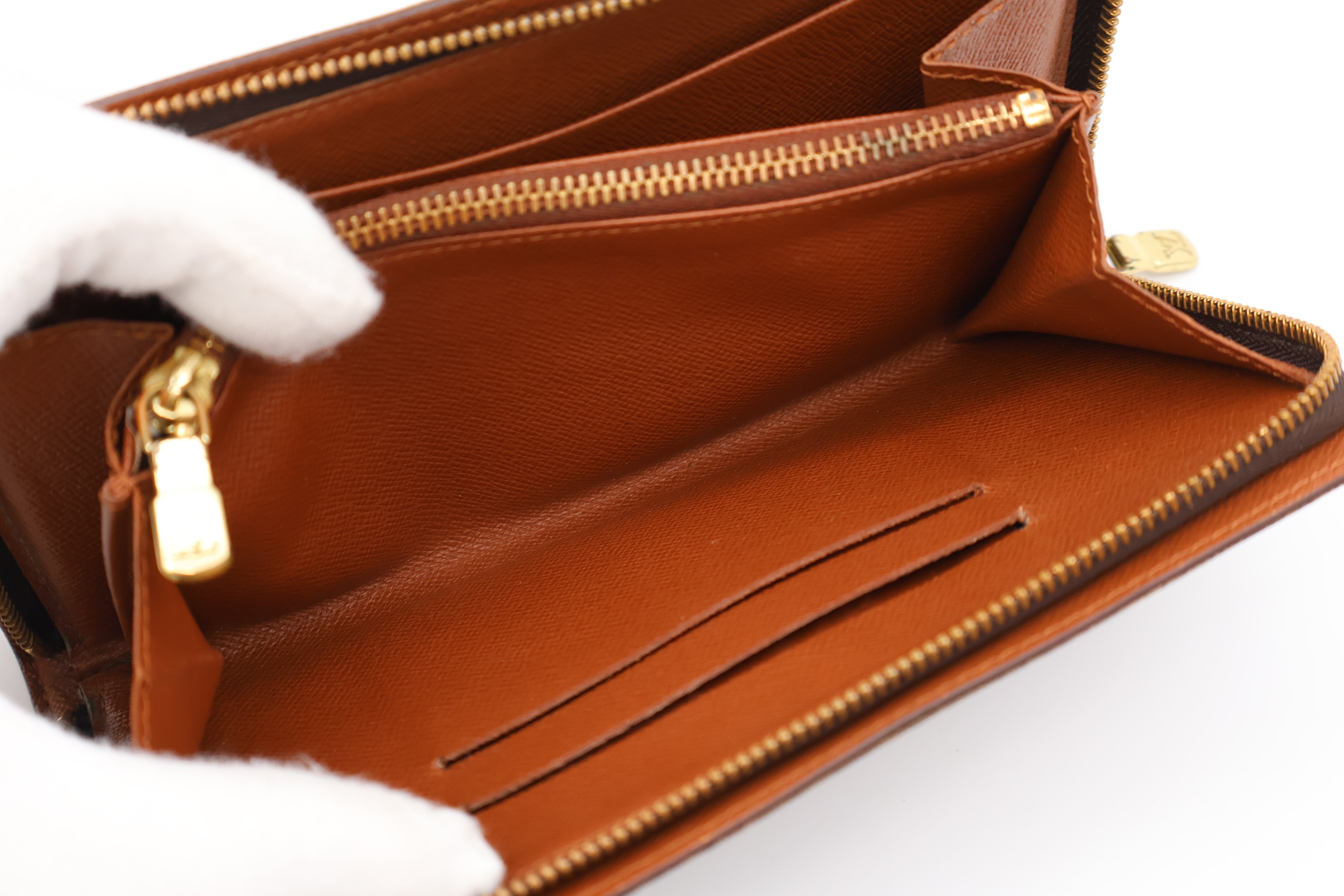 Louis Vuitton Zippy Long Wallet