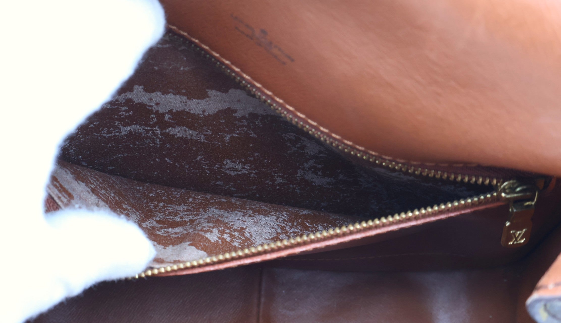 Louis Vuitton Saint Cloud GM
