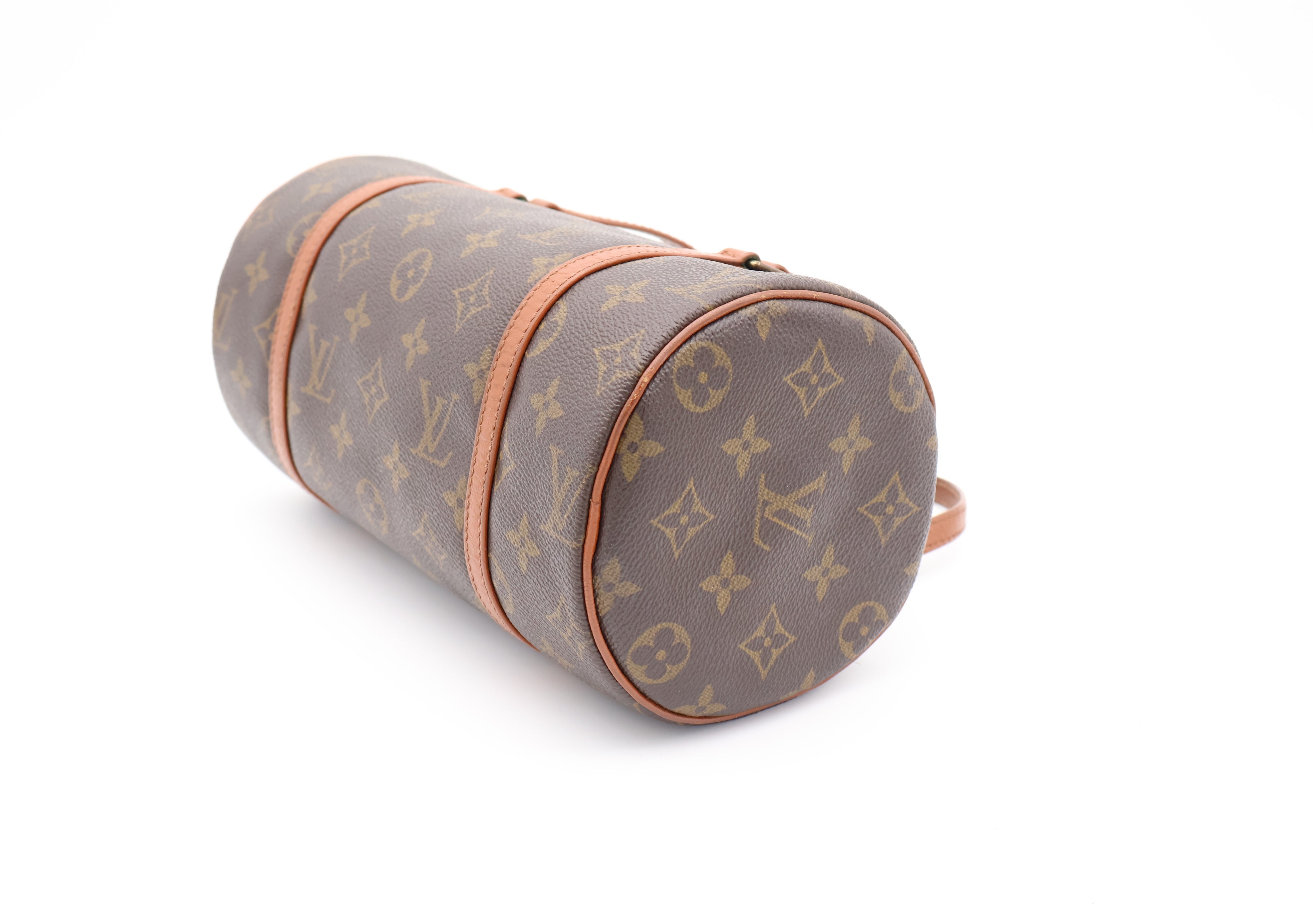 Louis Vuitton Papillon 26