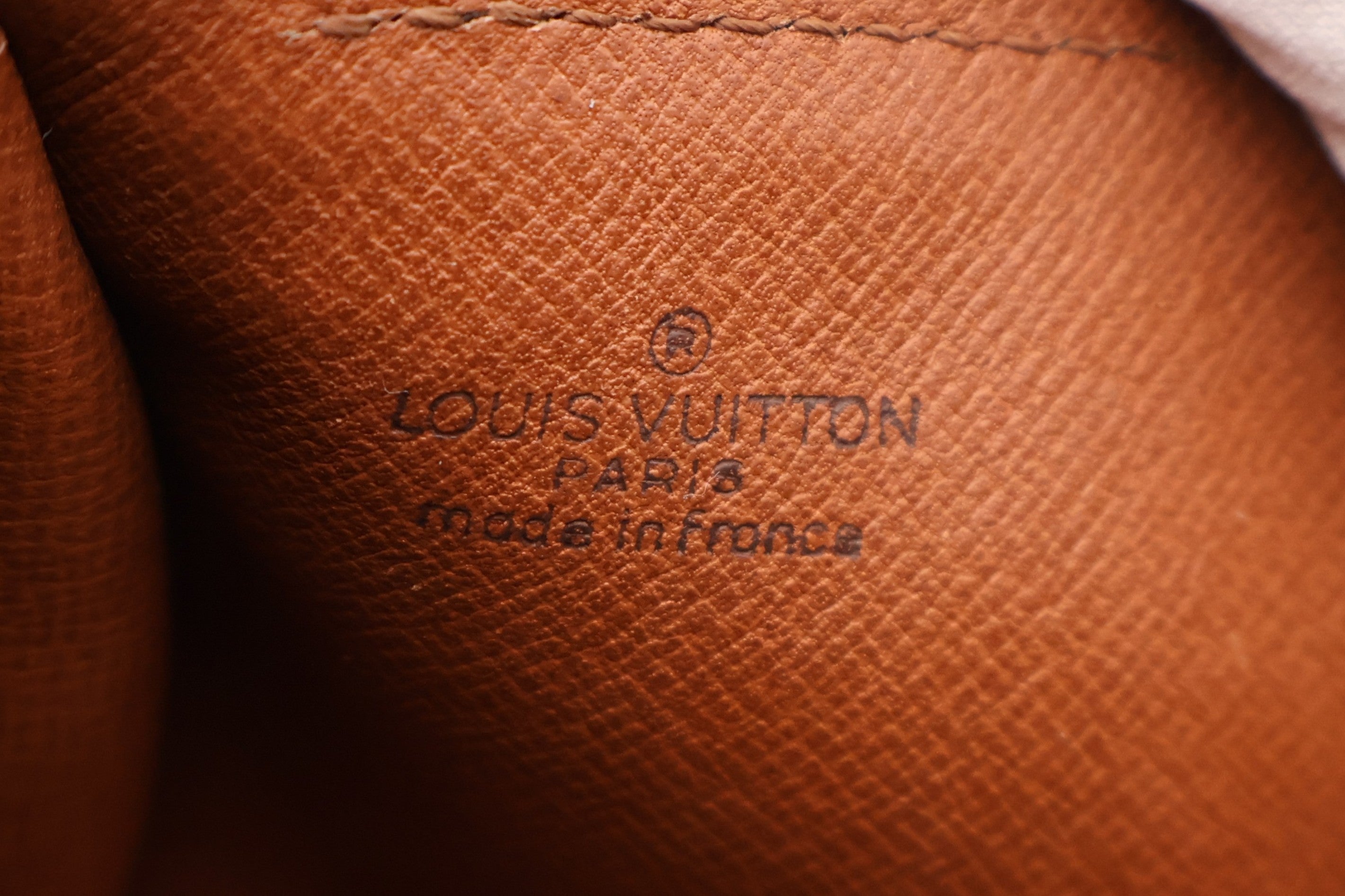 Louis Vuitton Papillon 26