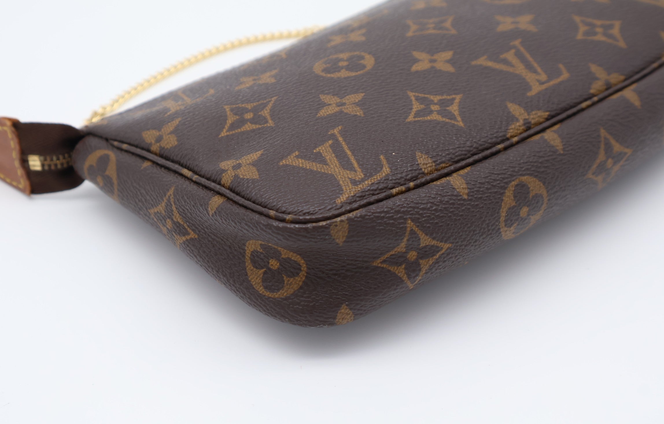 Louis Vuitton Pochette Accessoires