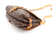 Louis Vuitton Saumur 30