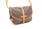 Louis Vuitton Saumur 30