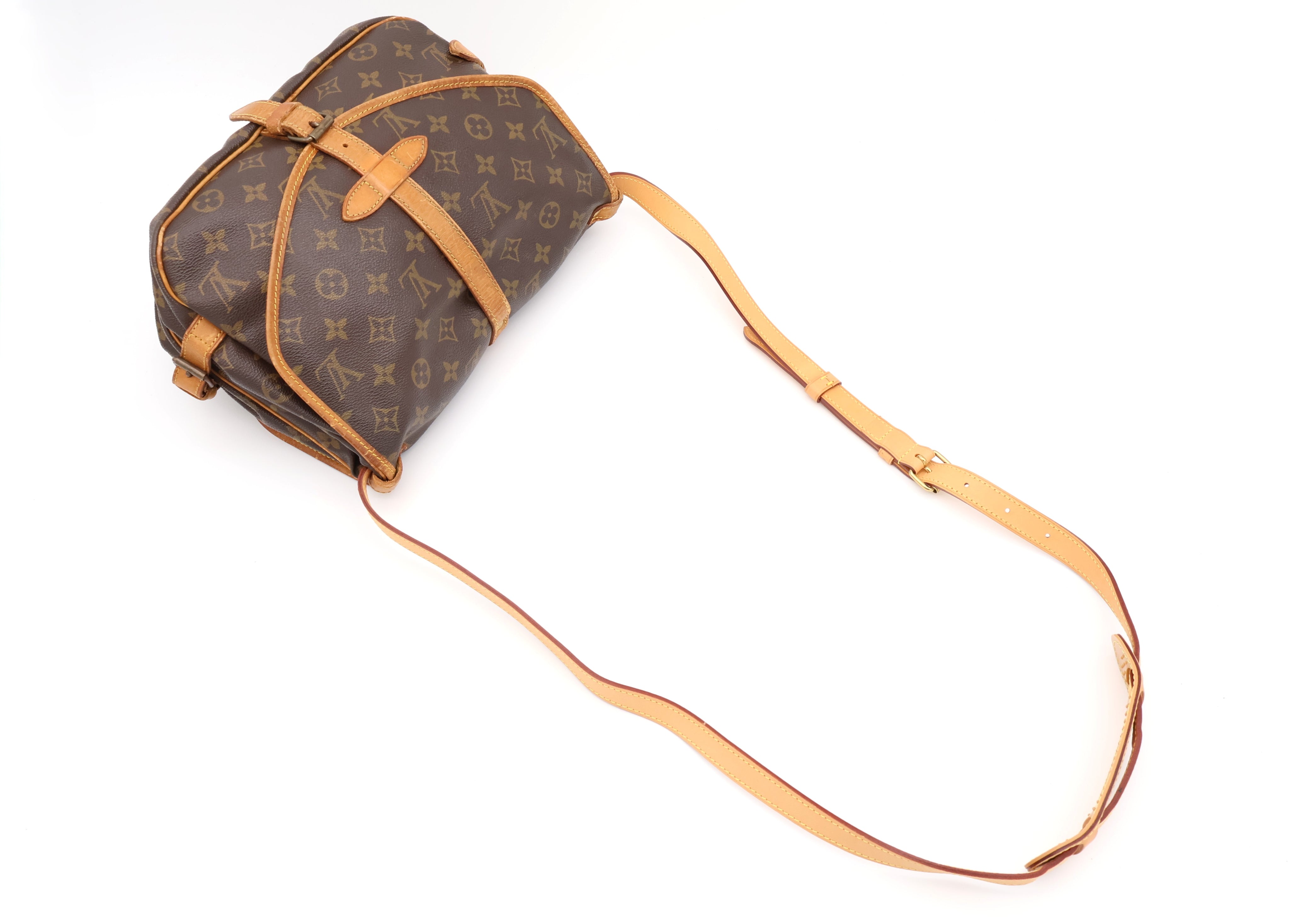 Louis Vuitton Saumur 30
