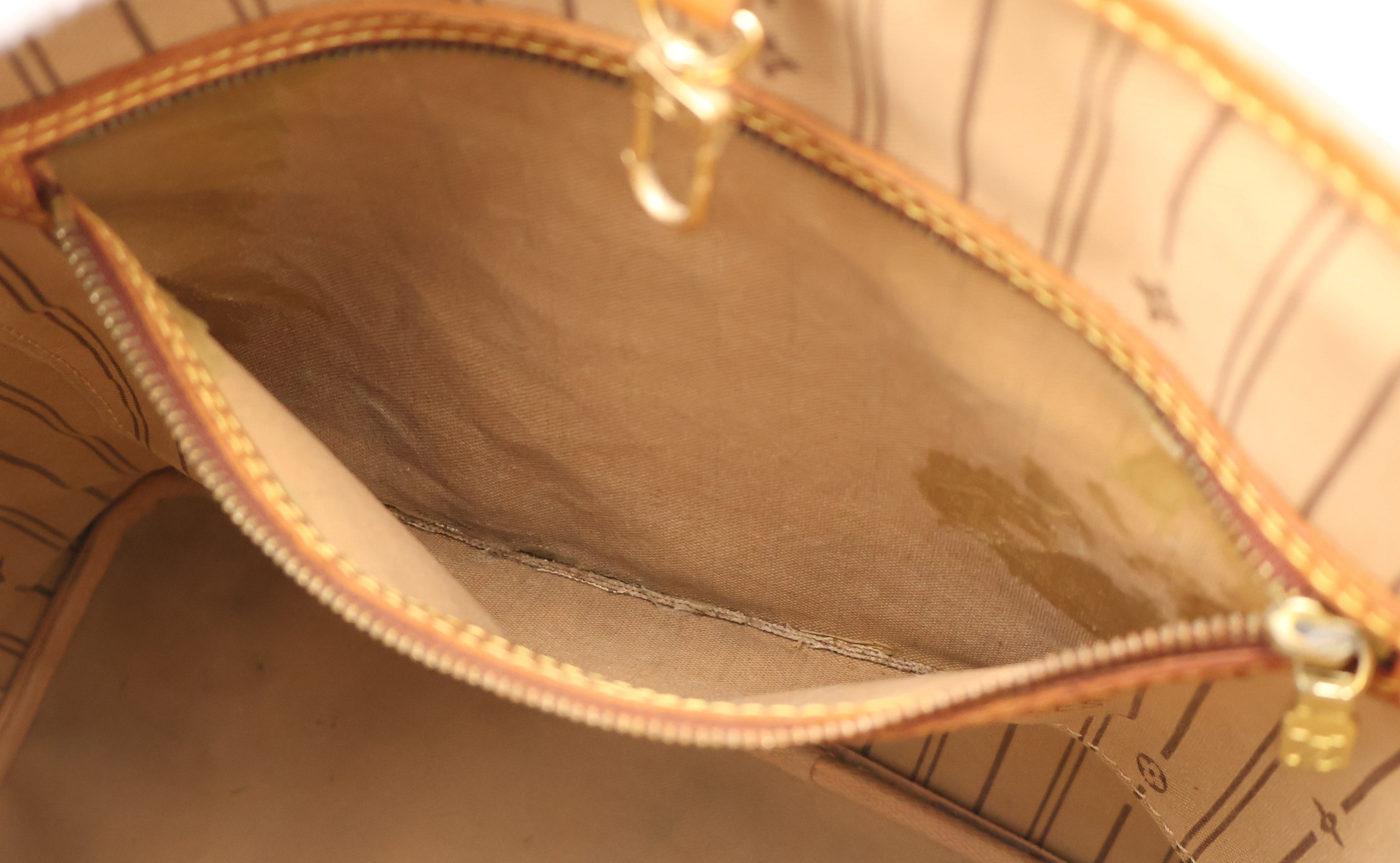 Louis Vuitton Neverfull MM