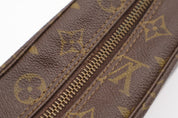 Louis Vuitton Trousse Toilette 28