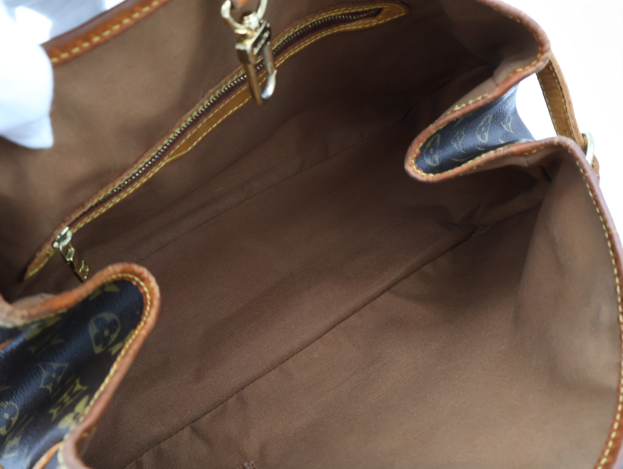 Louis Vuitton Batignolles