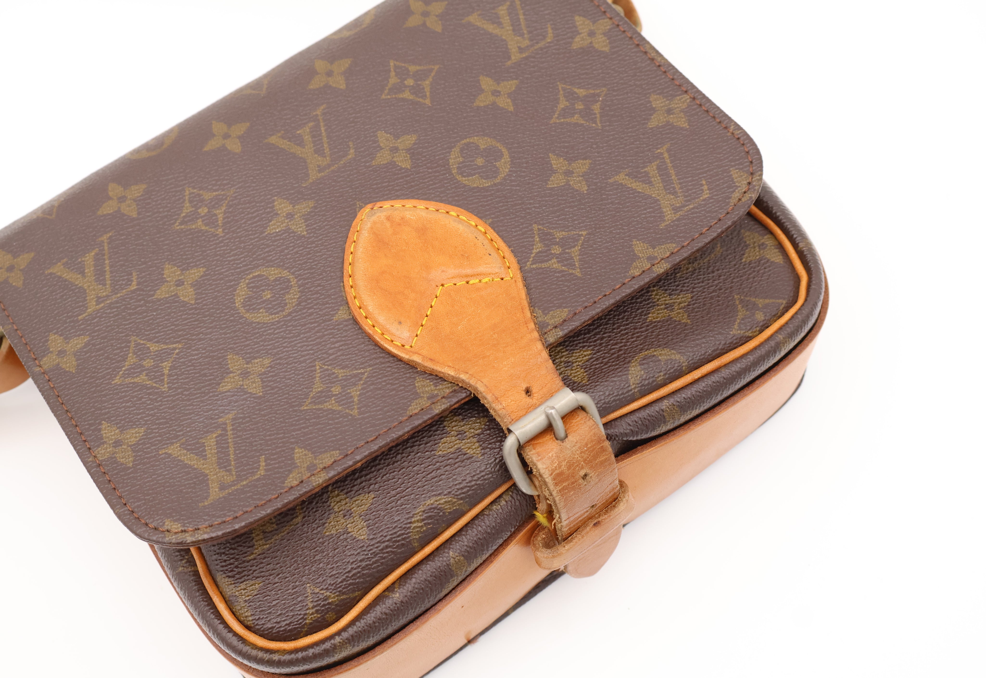 Louis Vuitton Cartouchière MM