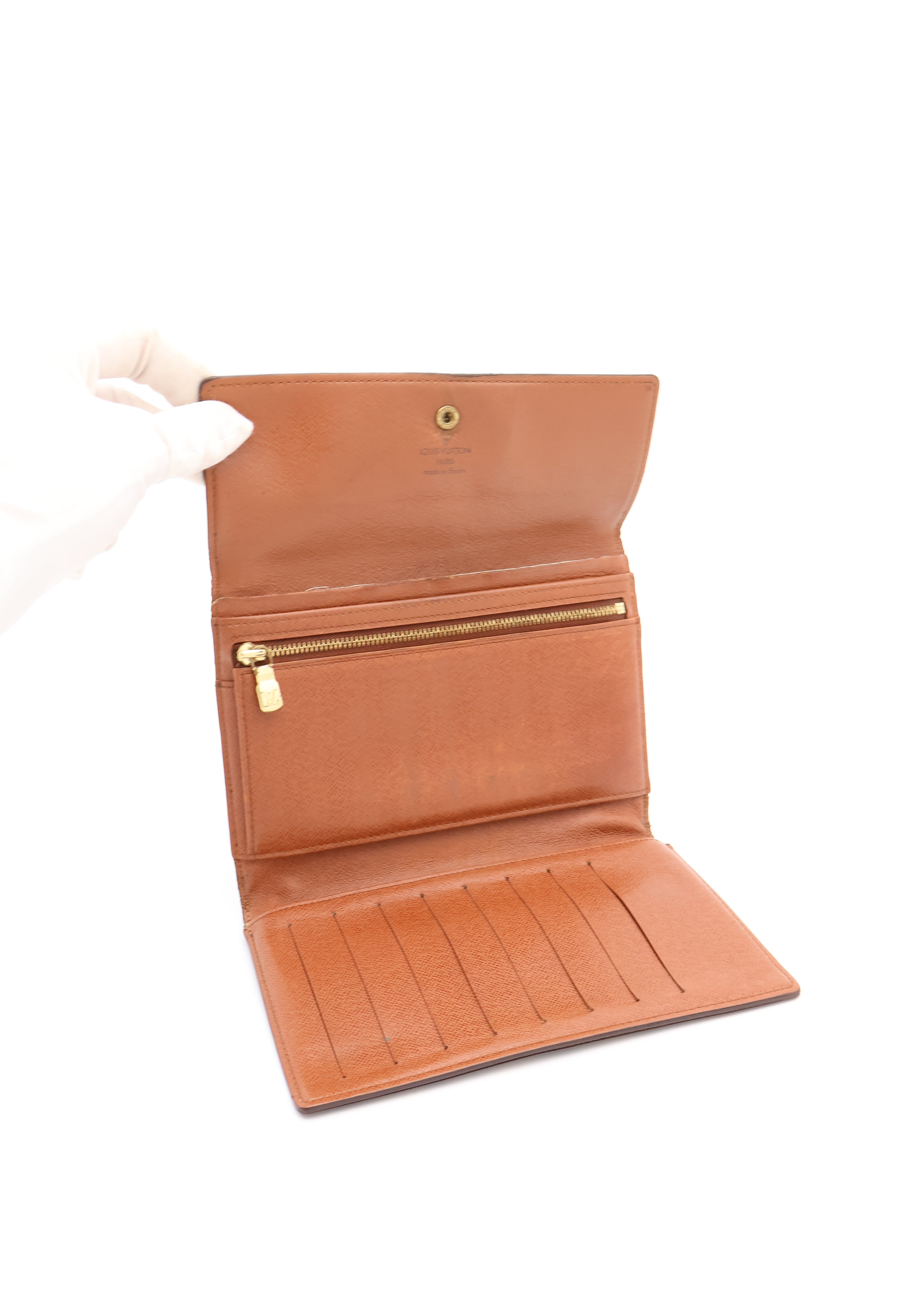 Louis Vuitton Pochette Passport