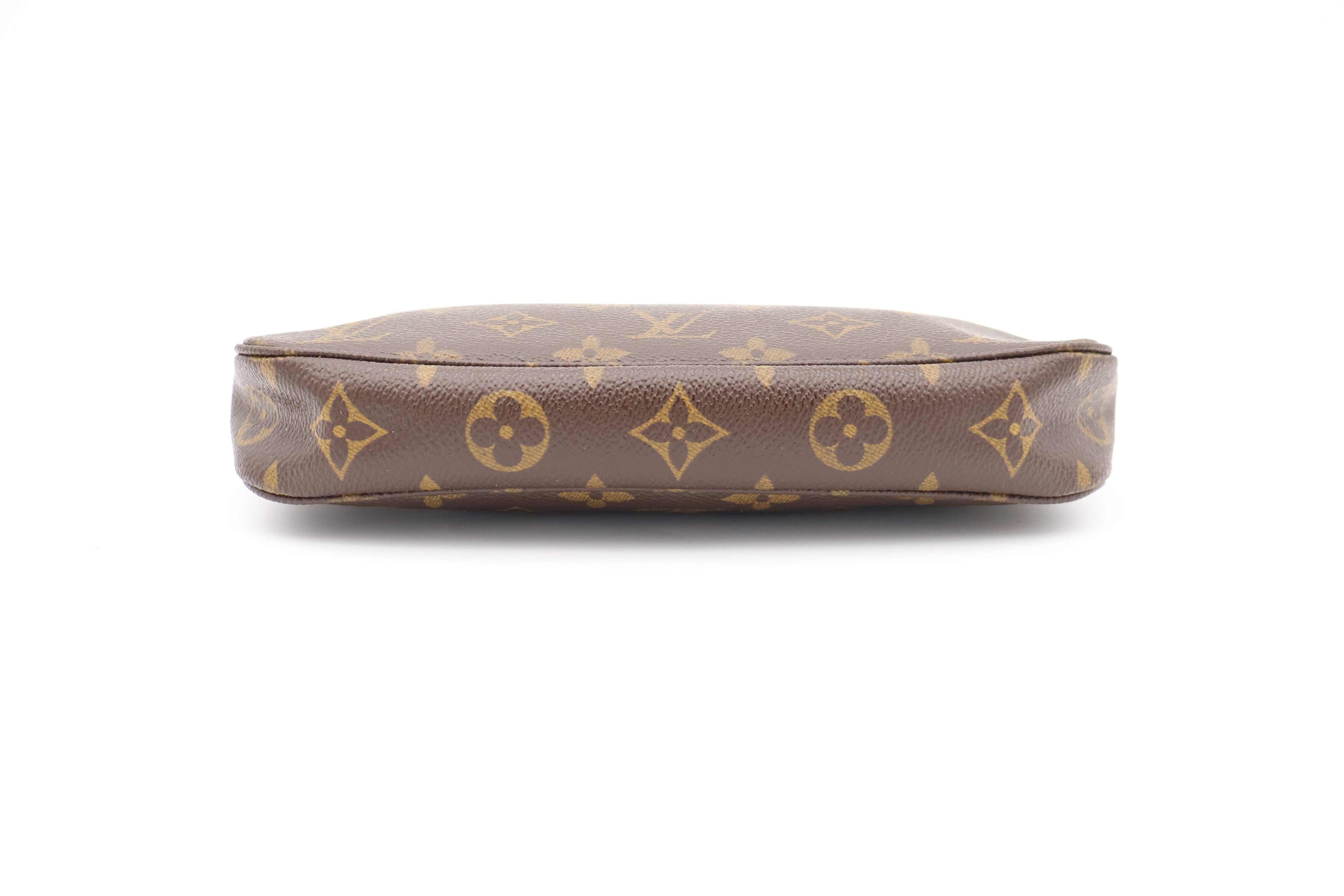 Louis Vuitton Pochette Accessoires