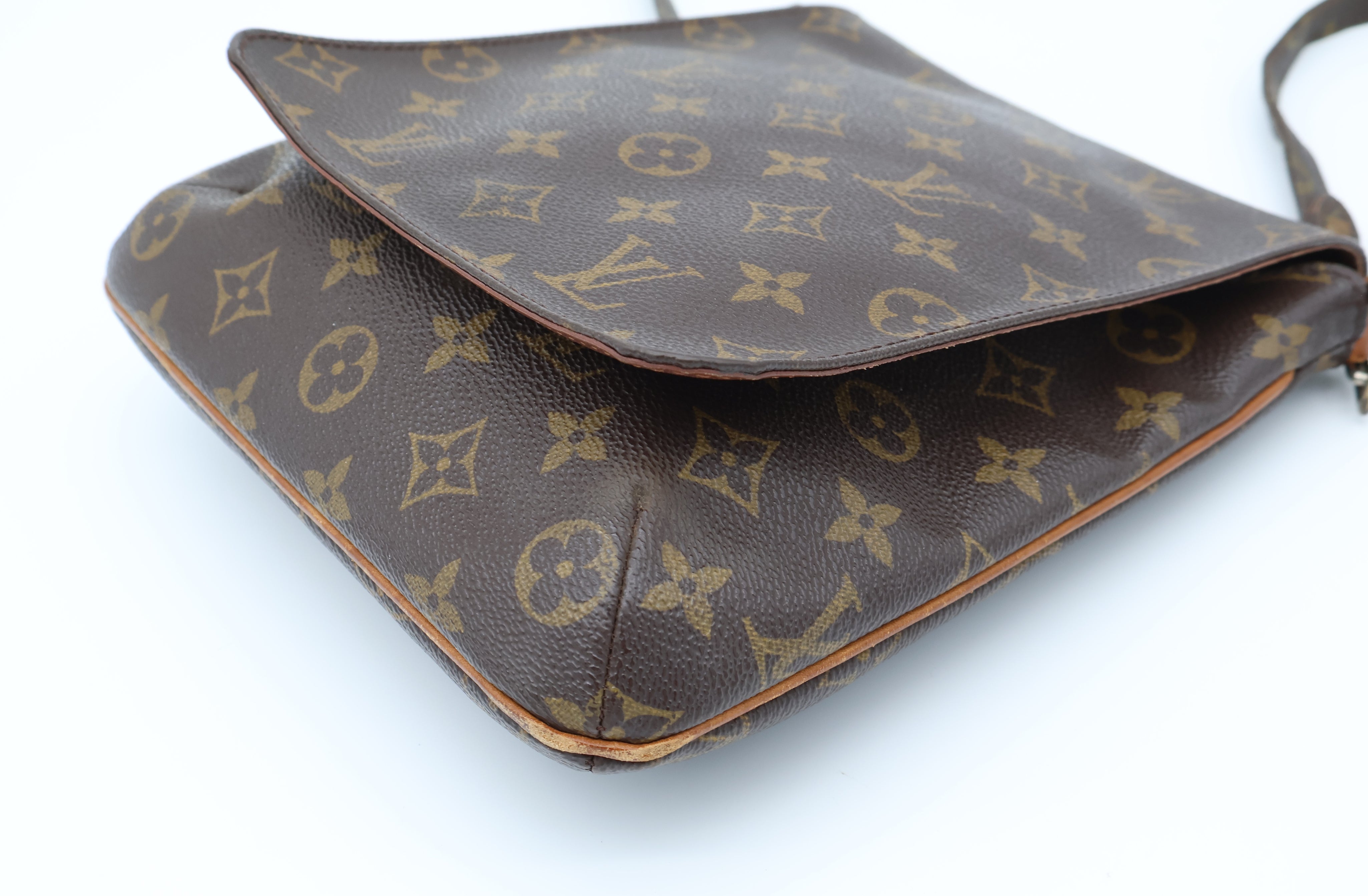 Louis Vuitton Musette Salsa