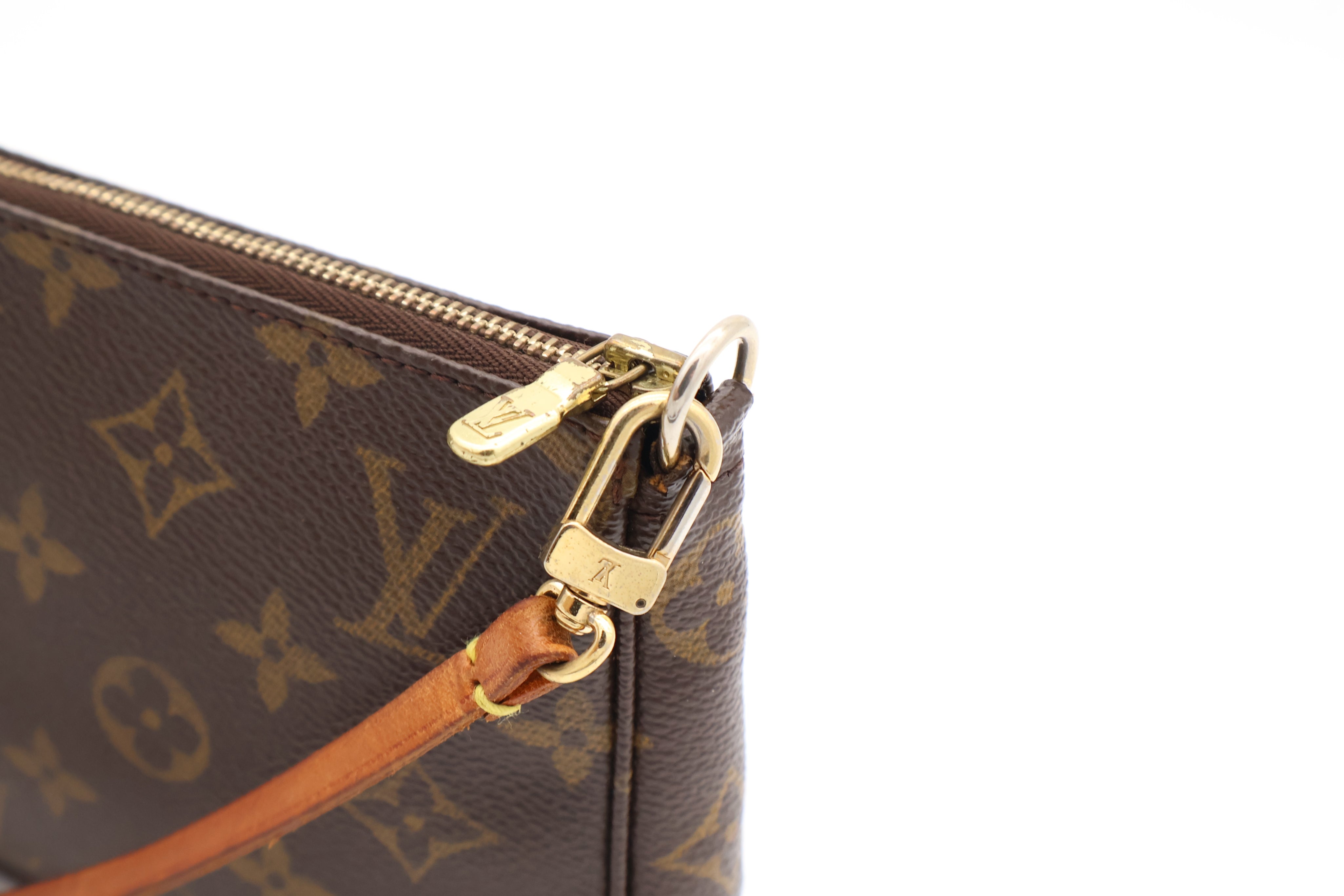 Louis Vuitton Pochette Accessoires