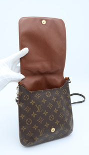 Louis Vuitton Musette Salsa