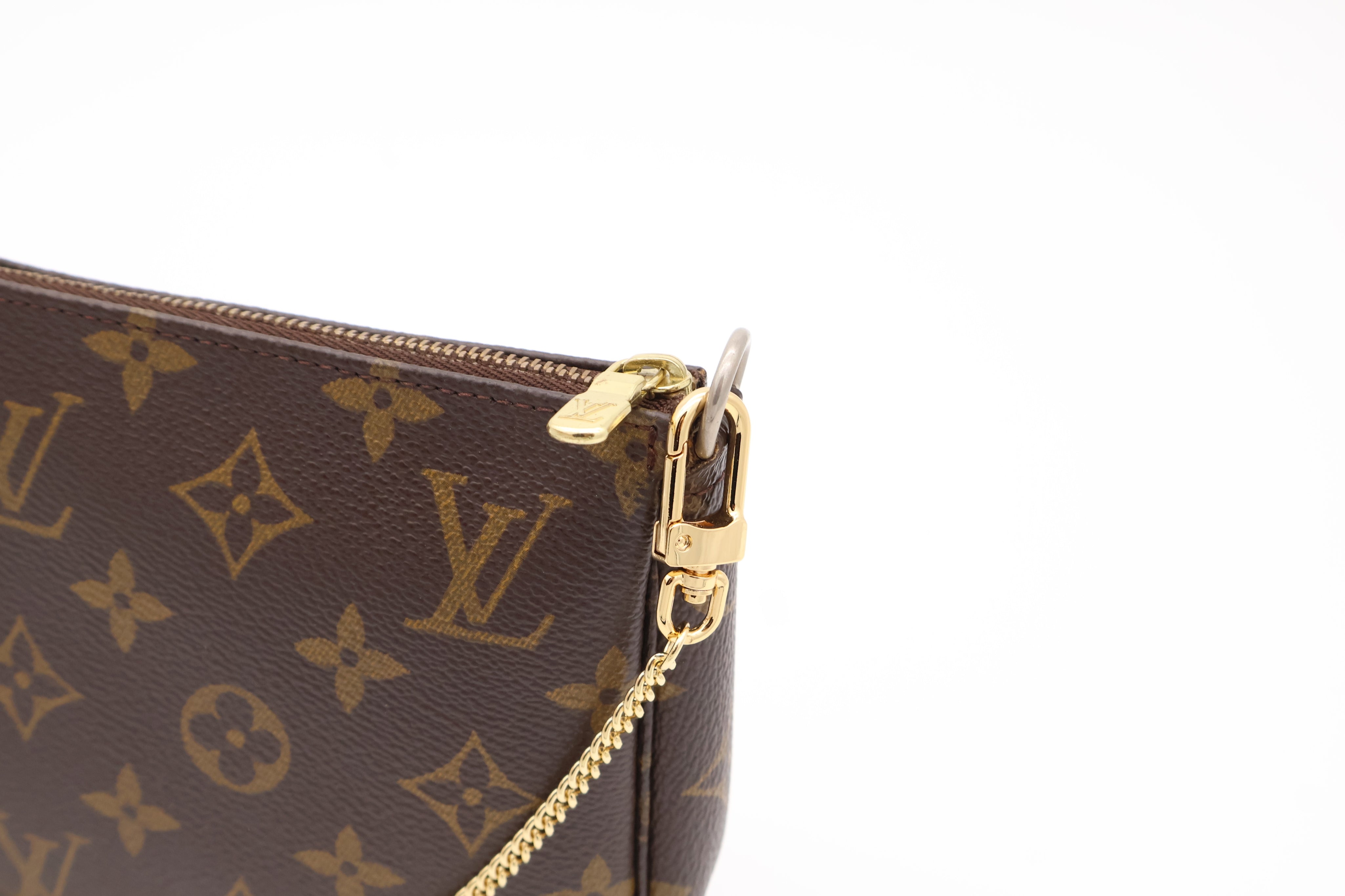 Louis Vuitton Pochette Accessoires