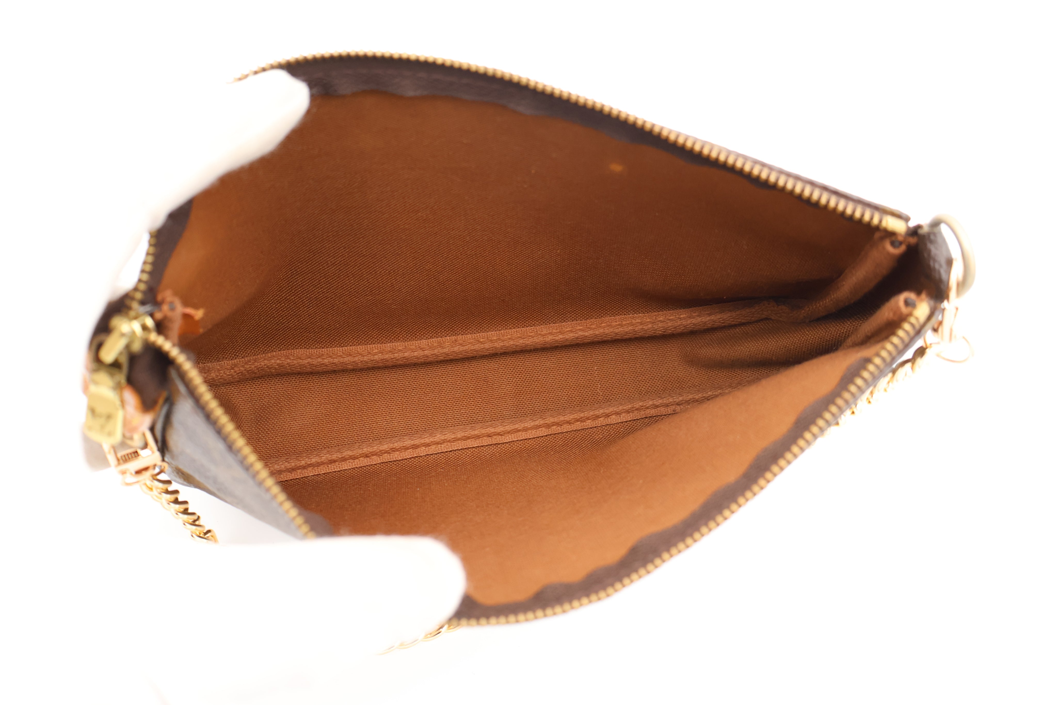 Louis Vuitton Pochette Accessoires