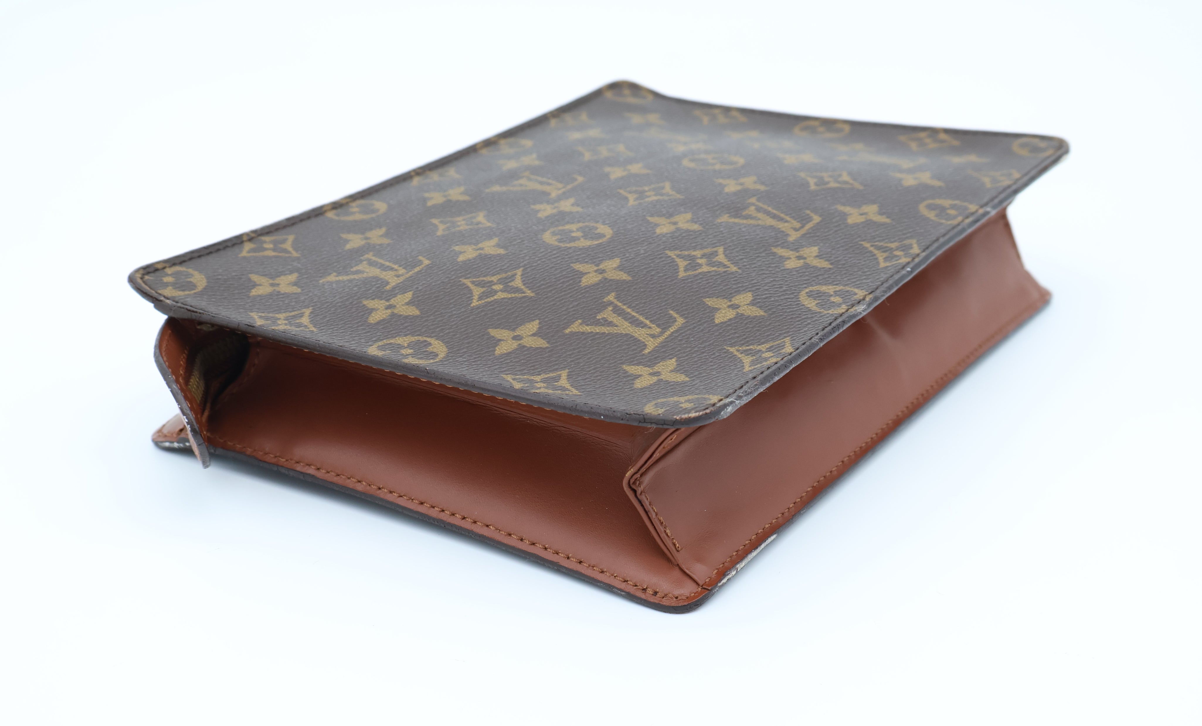 Louis Vuitton Homme Clutch