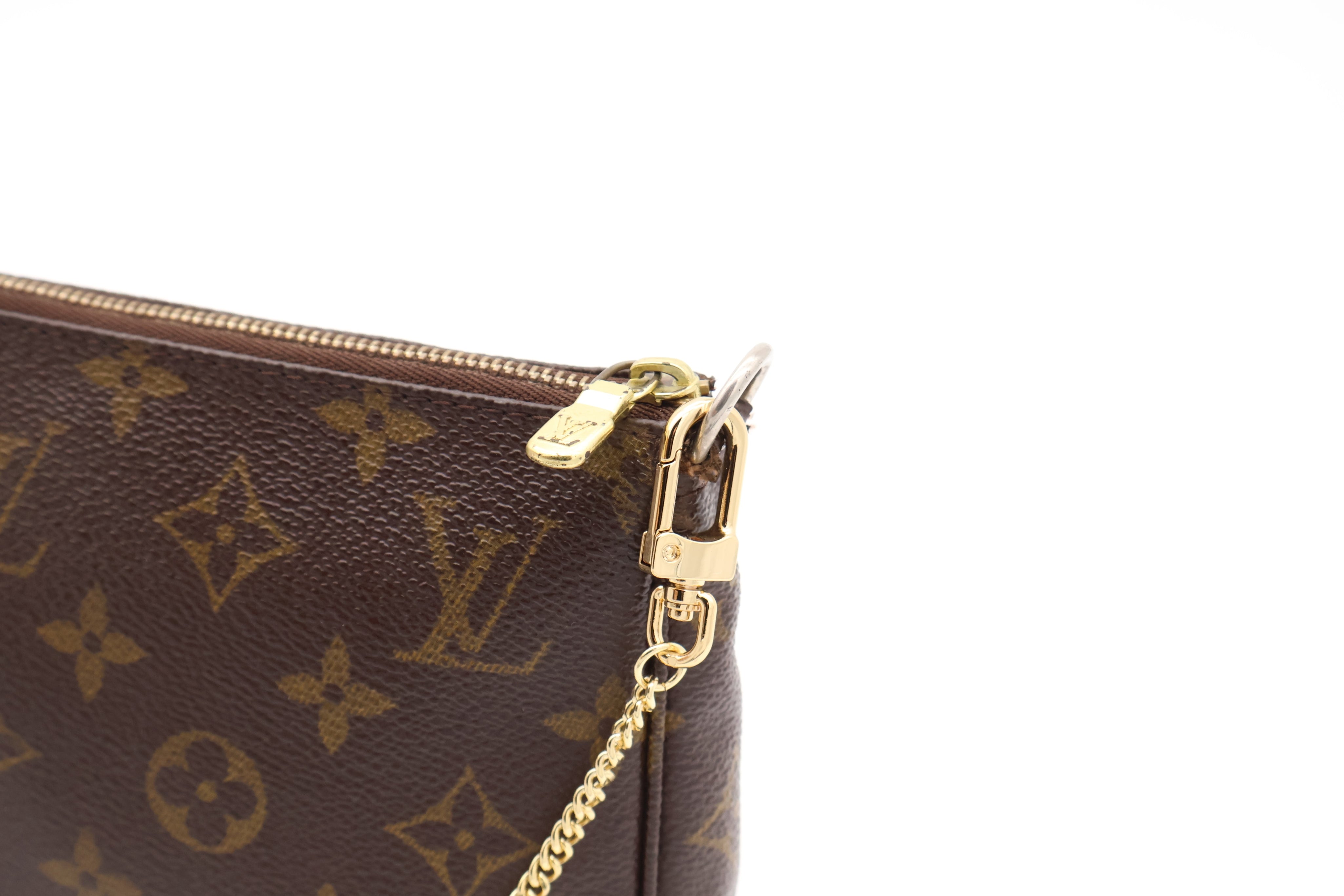 Louis Vuitton Pochette Accessoires