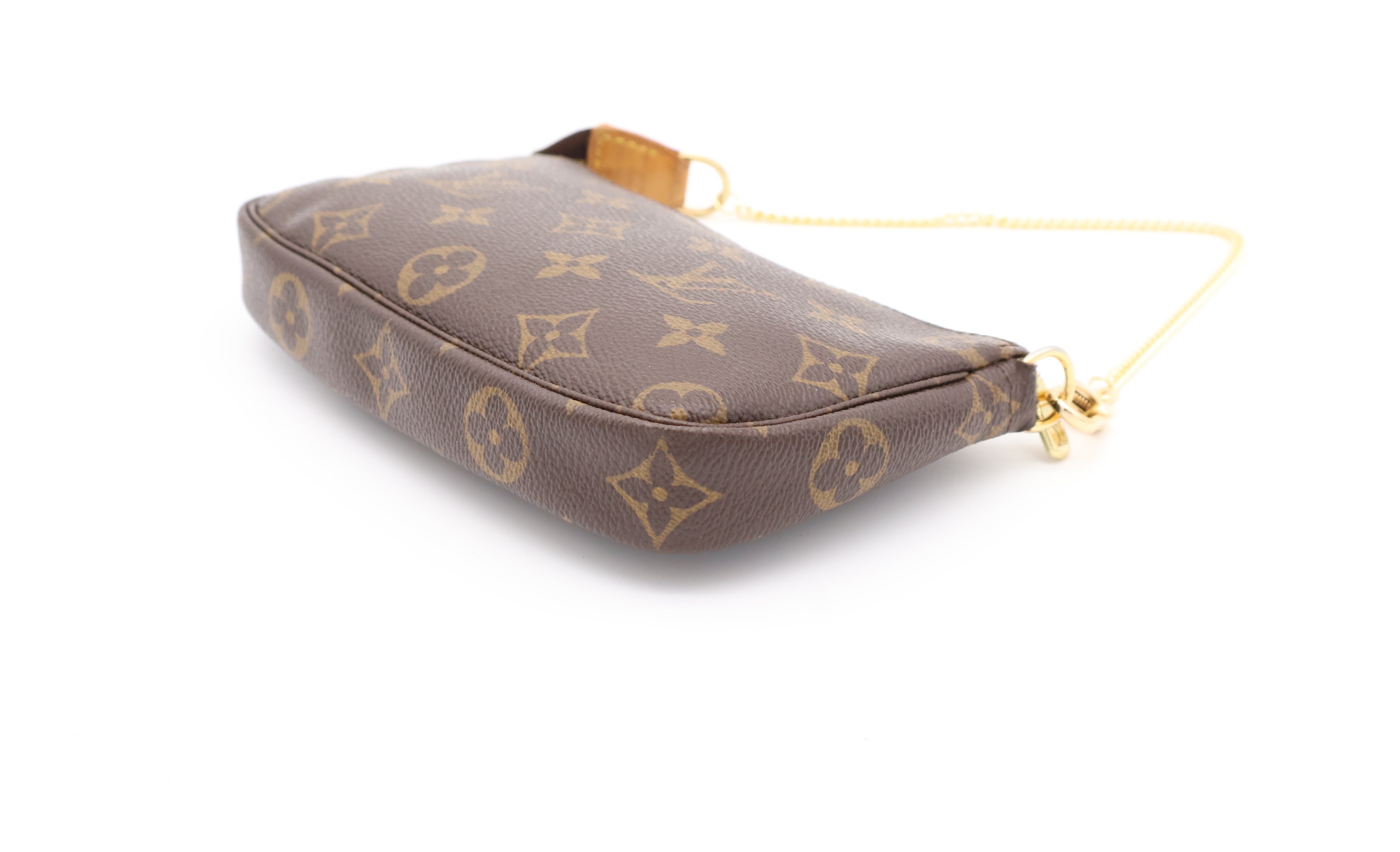 Louis Vuitton Bucket Pochette