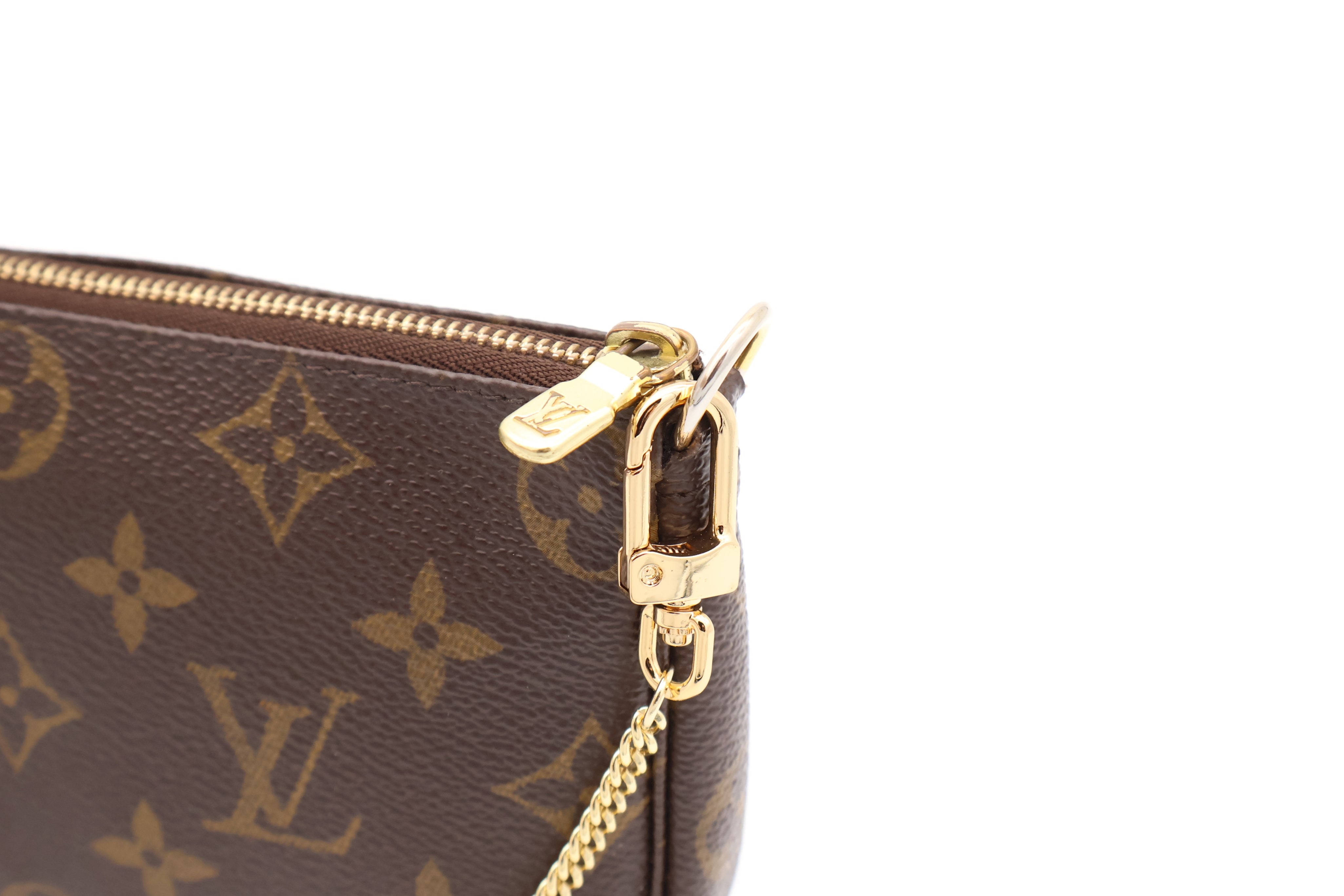 Louis Vuitton Bucket Pochette