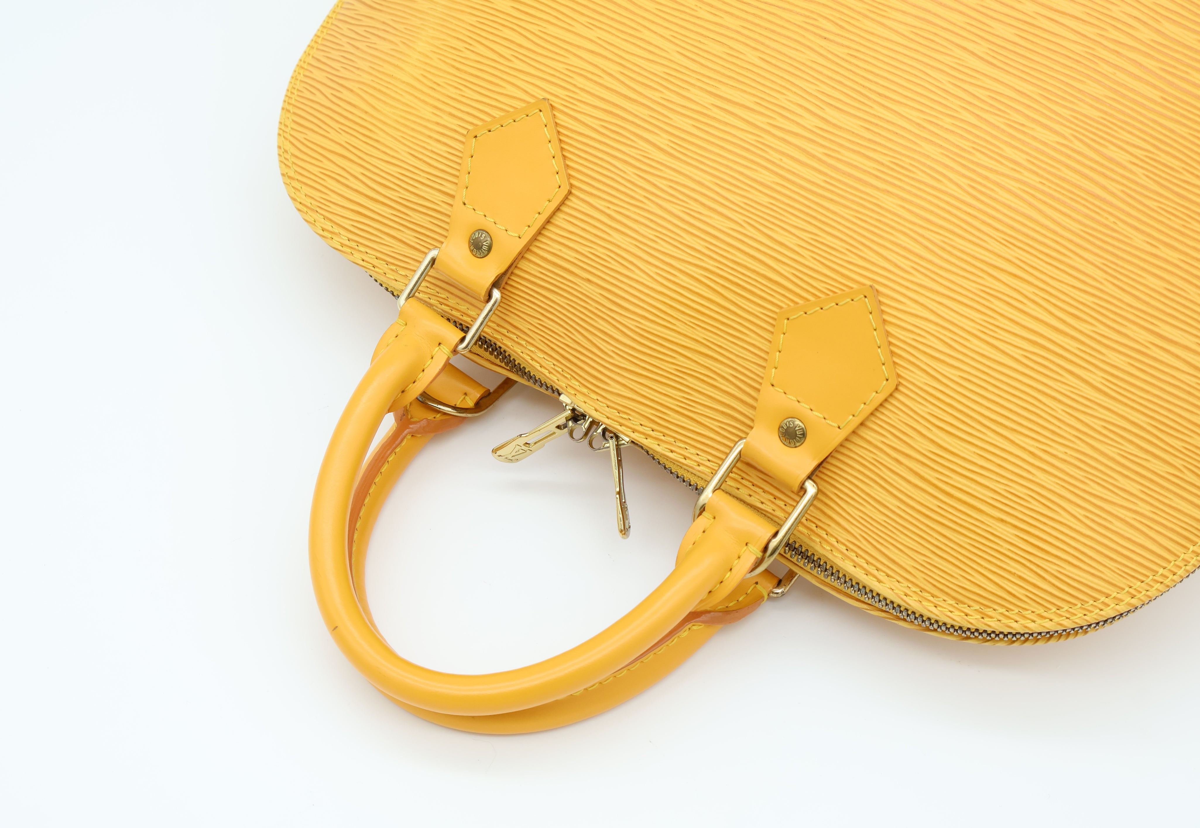 Louis Vuitton Alma PM Epi