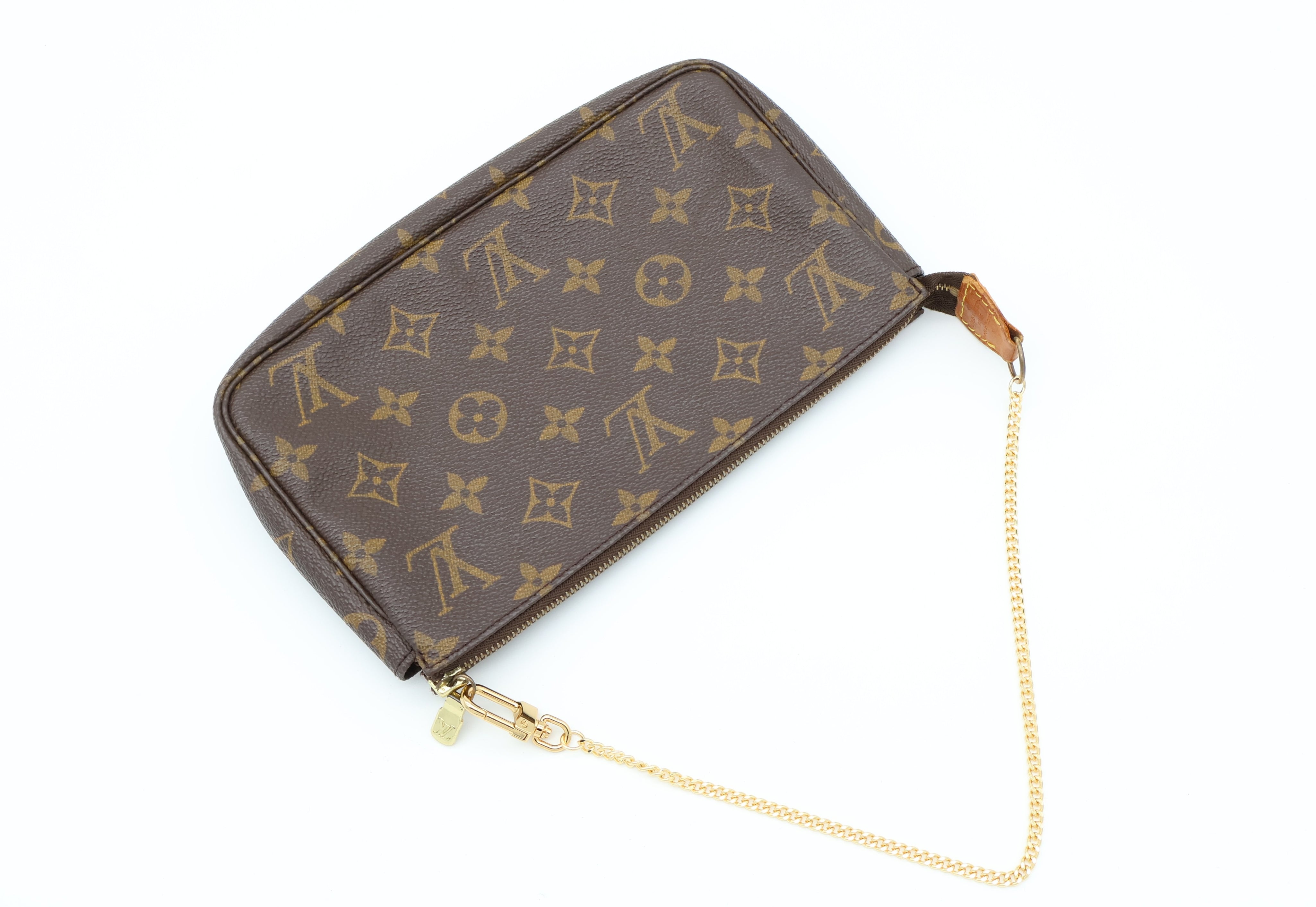 Louis Vuitton Pochette Accessoires