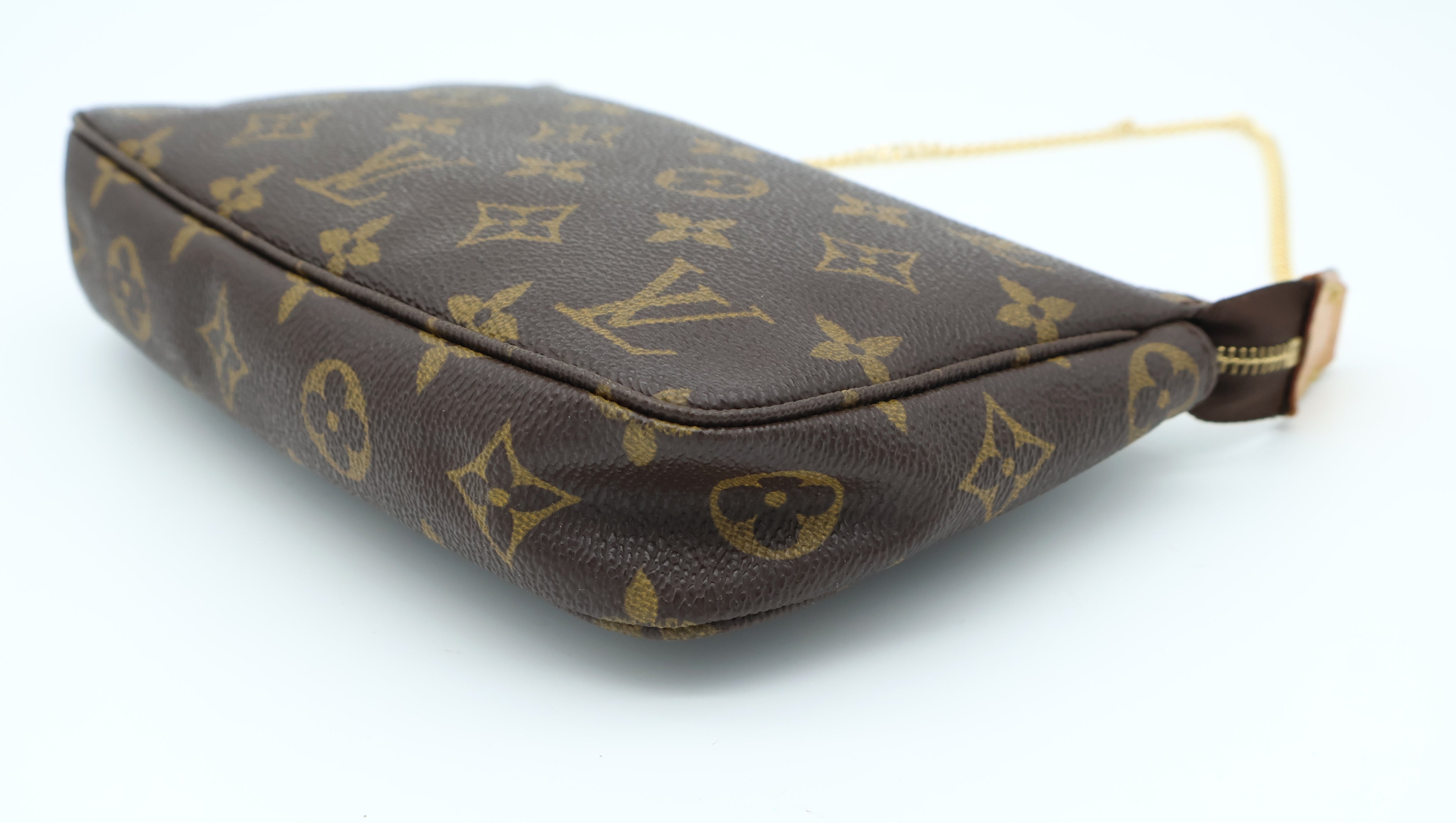 Louis Vuitton Pochette Accessoires