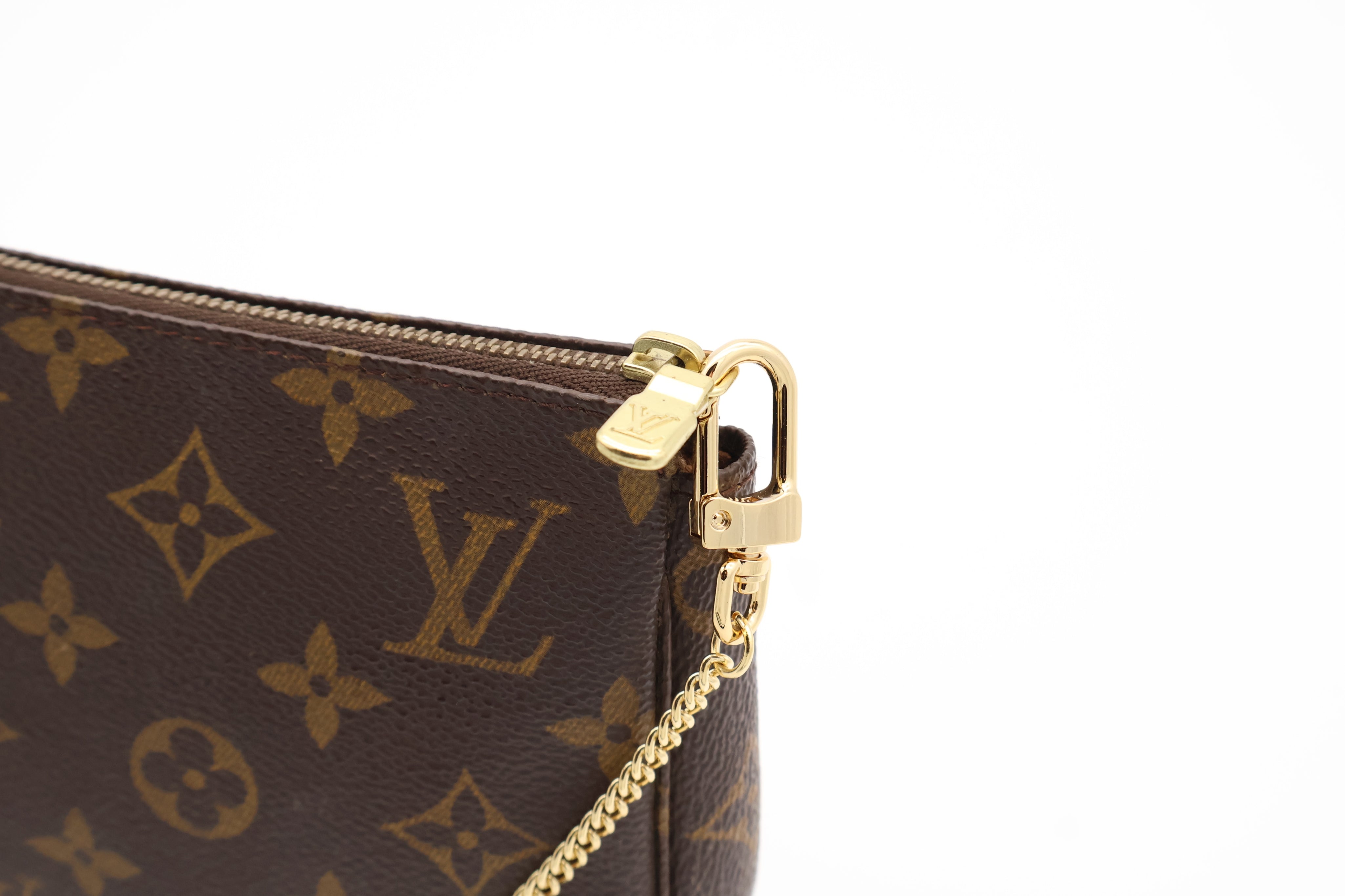 Louis Vuitton Pochette Accessoires