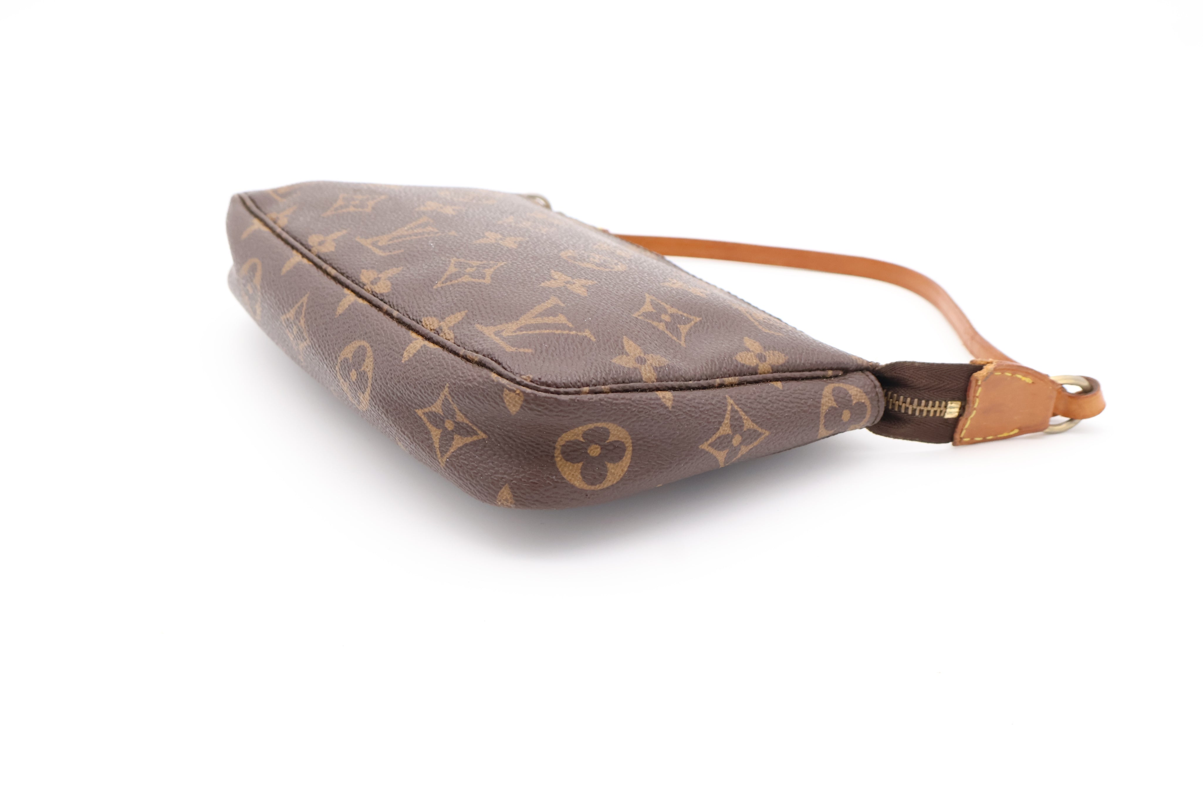Louis Vuitton Pochette Accessoires