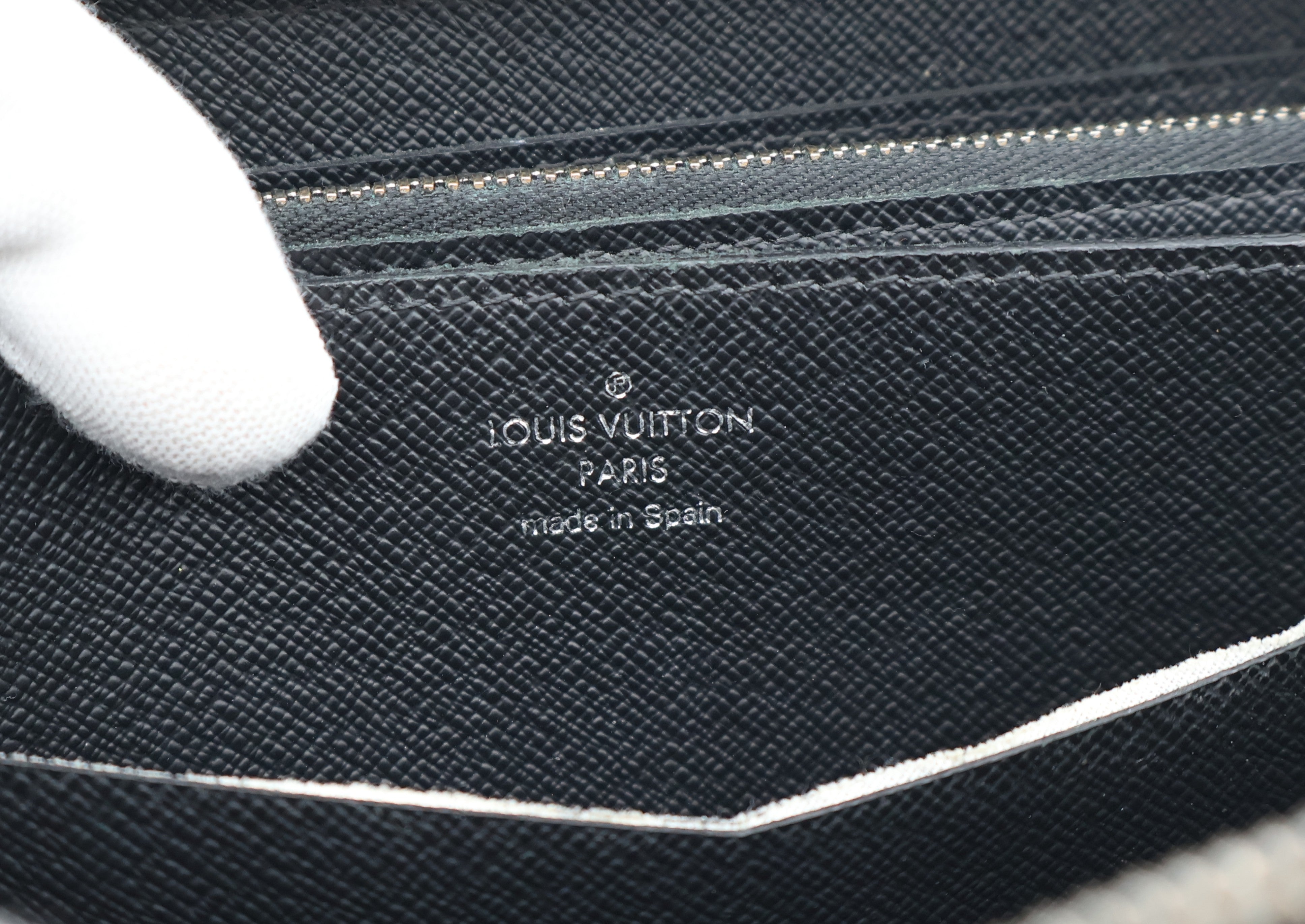 Louis Vuitton Zippy XL