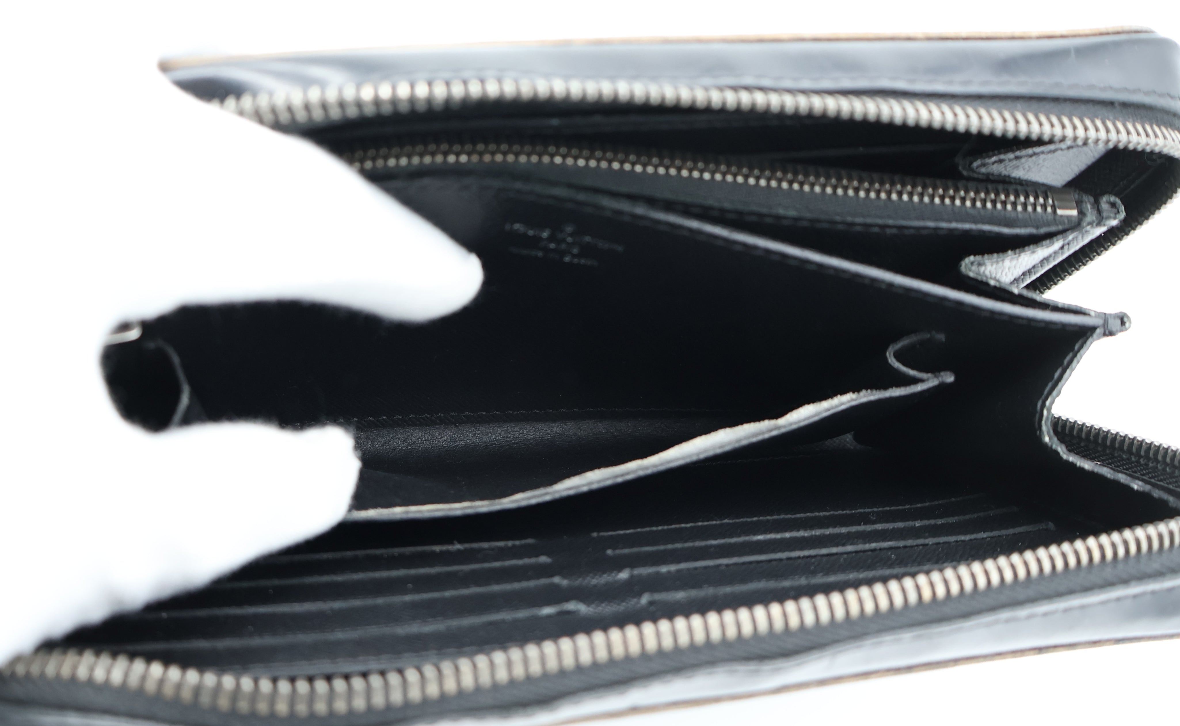 Louis Vuitton Zippy XL