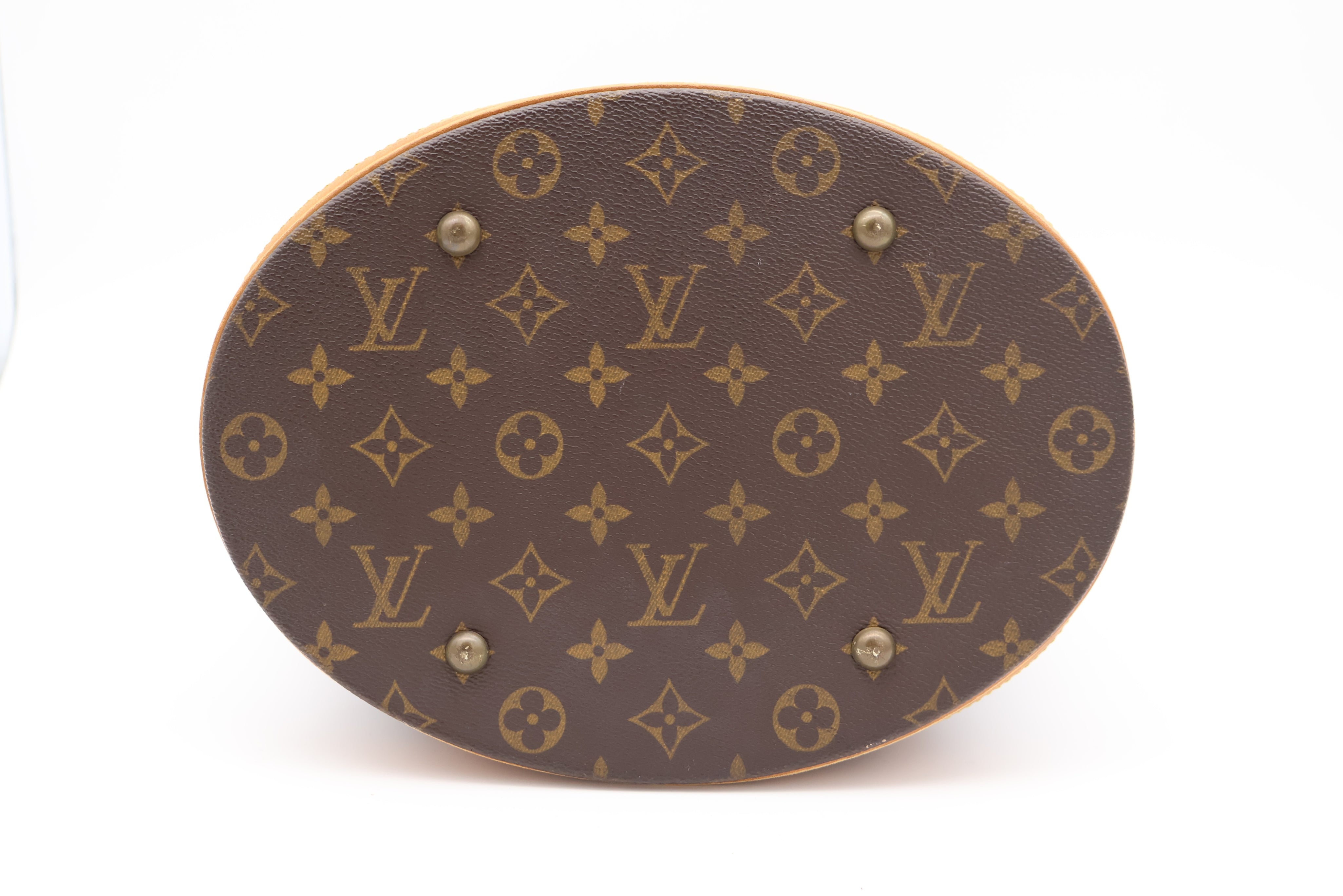 Louis Vuitton Bucket GM