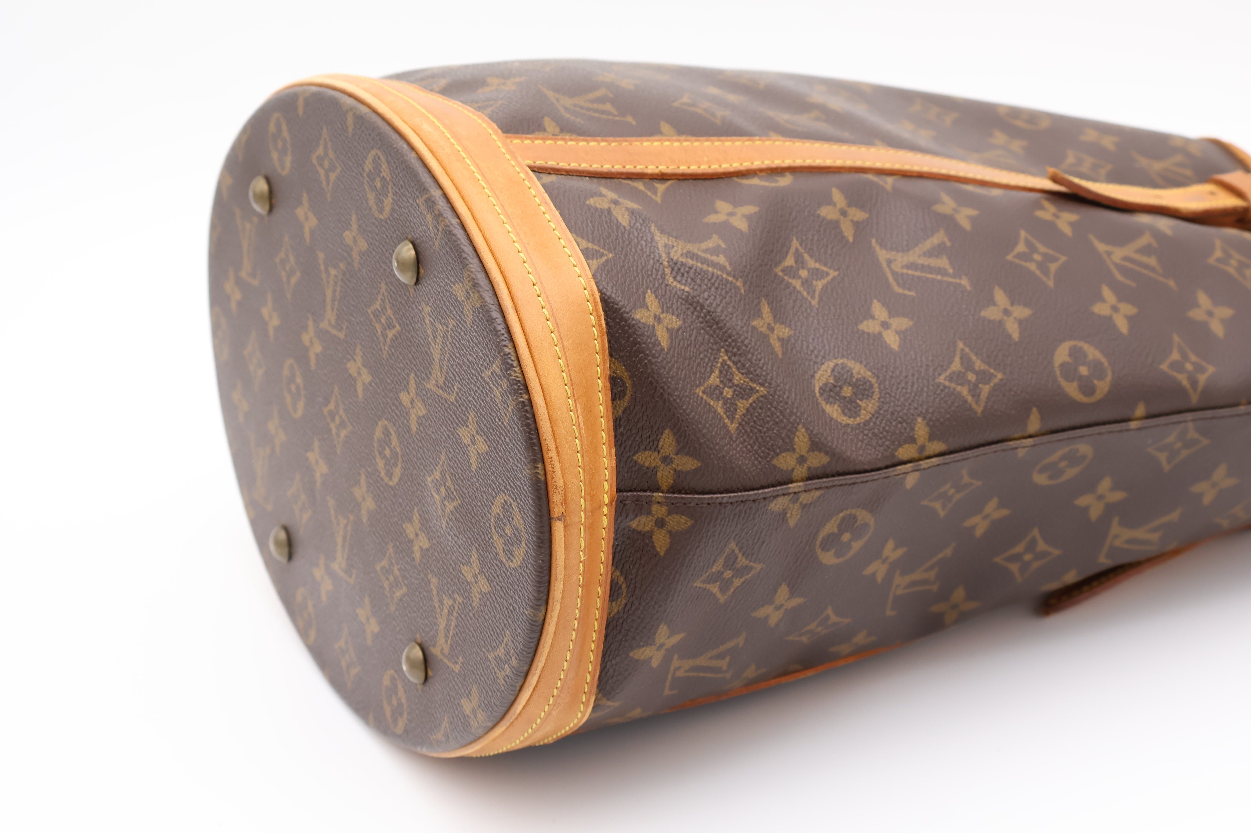 Louis Vuitton Bucket GM