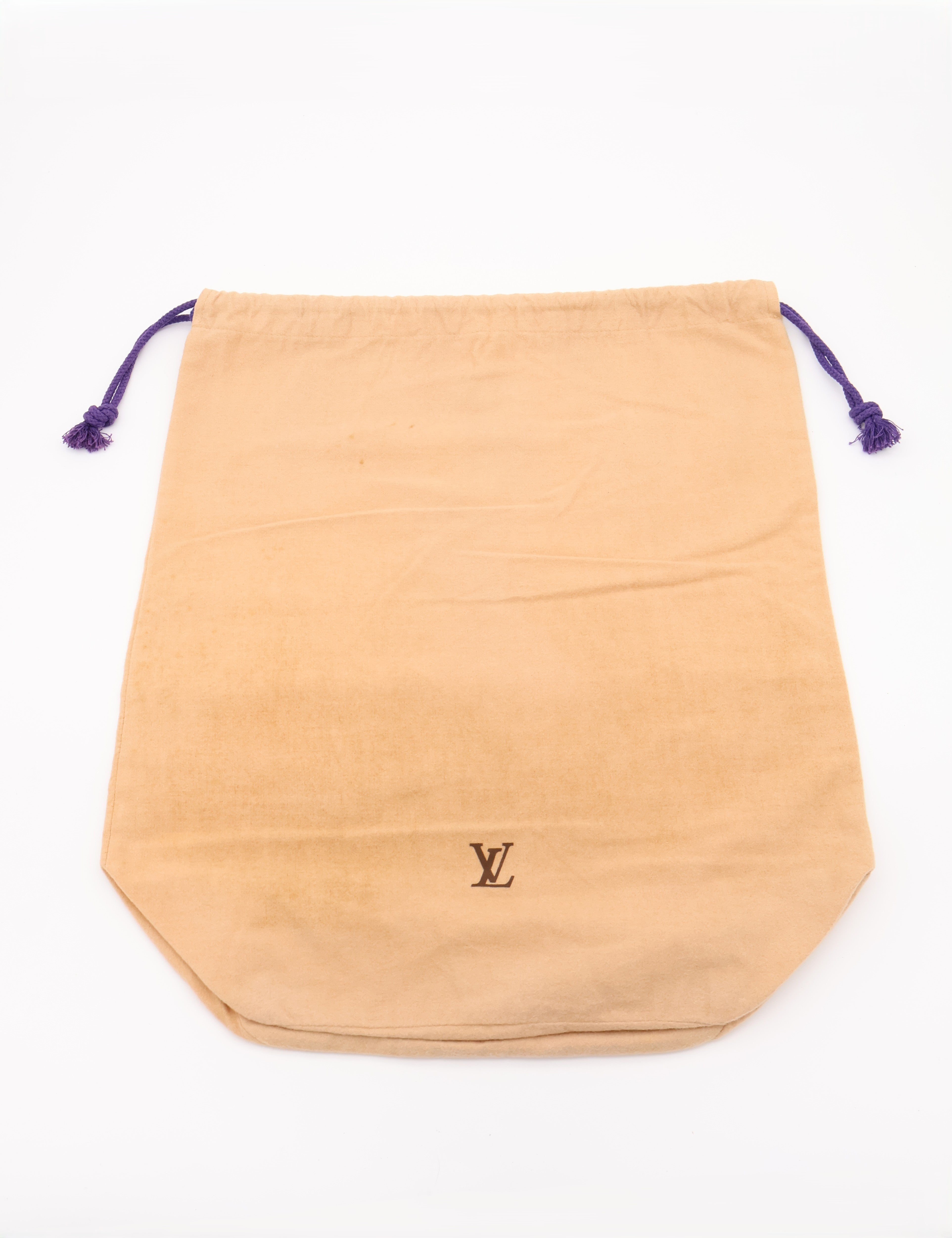 Louis Vuitton Bucket GM