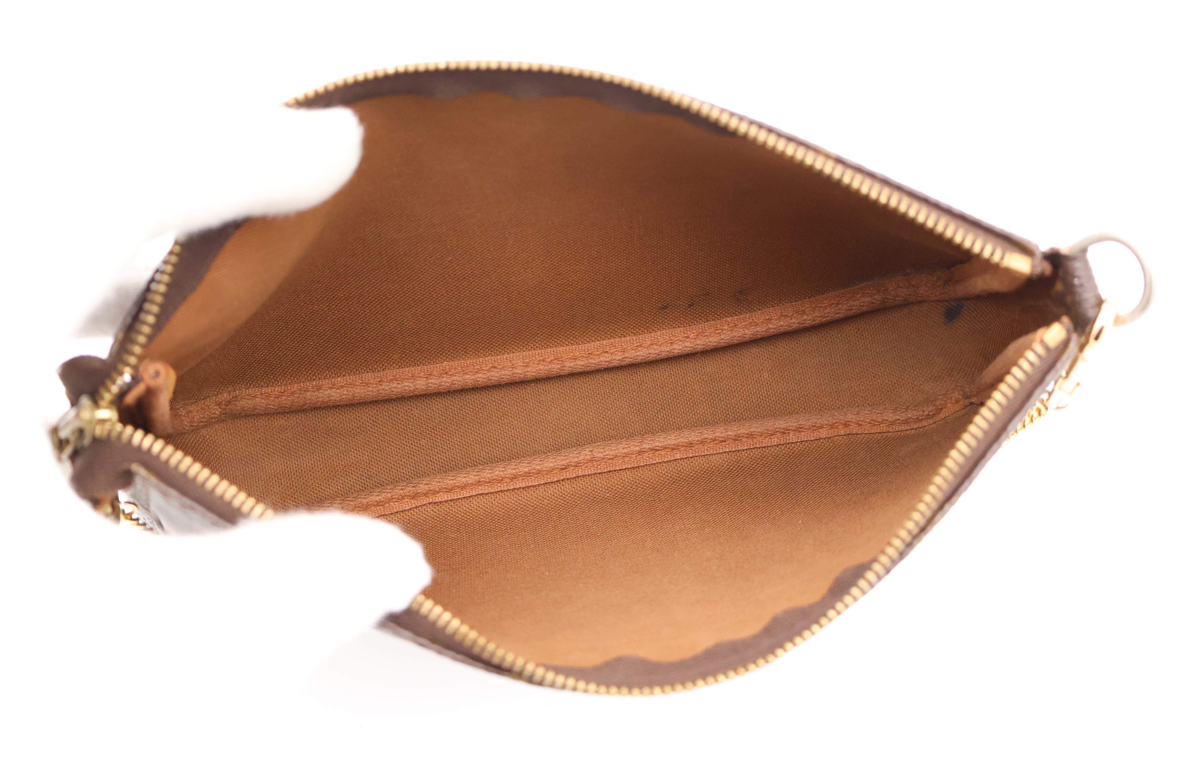 Louis Vuitton Pochette Accessoires