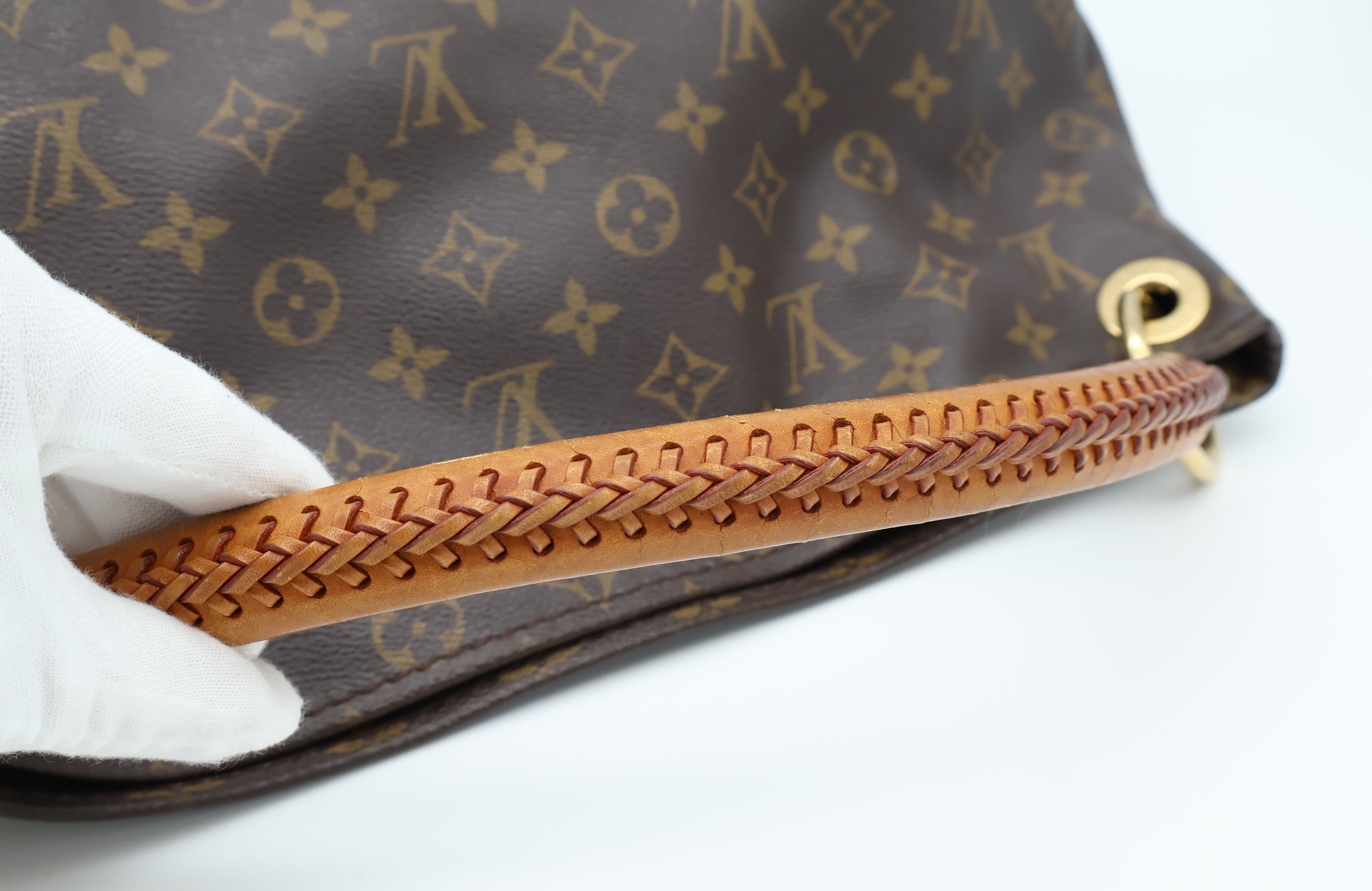 Louis Vuitton Artsy MM Monogram