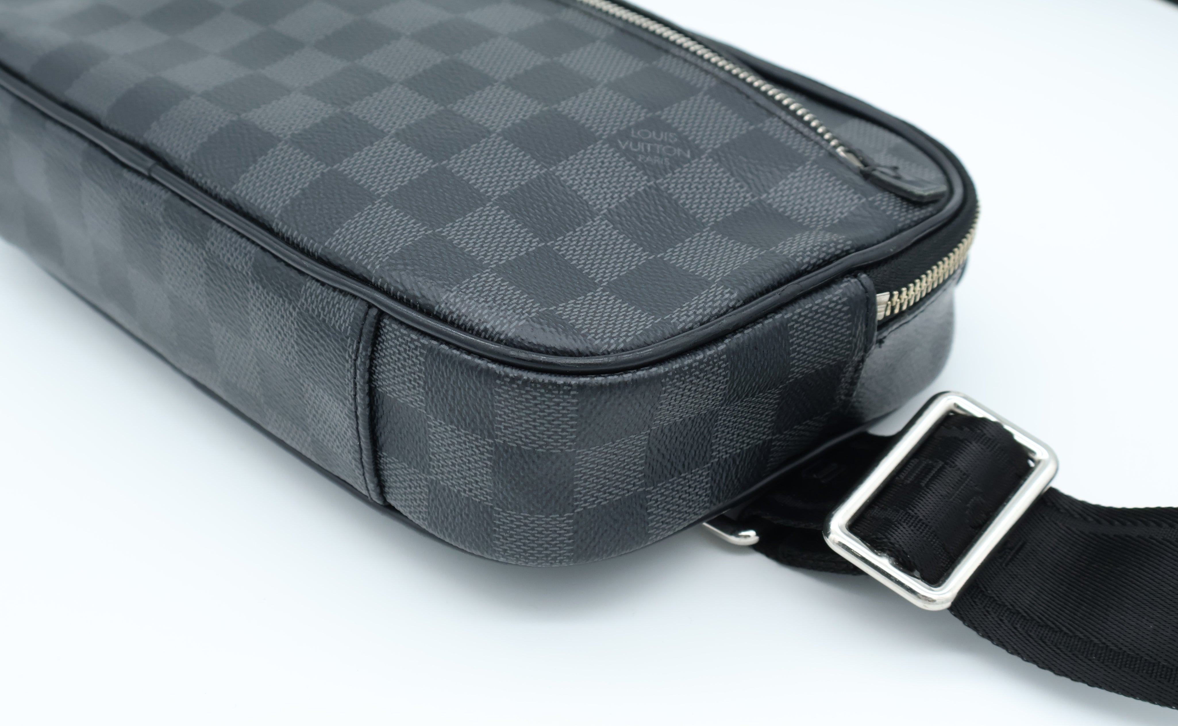 Louis Vuitton Ambler Damier Graphite