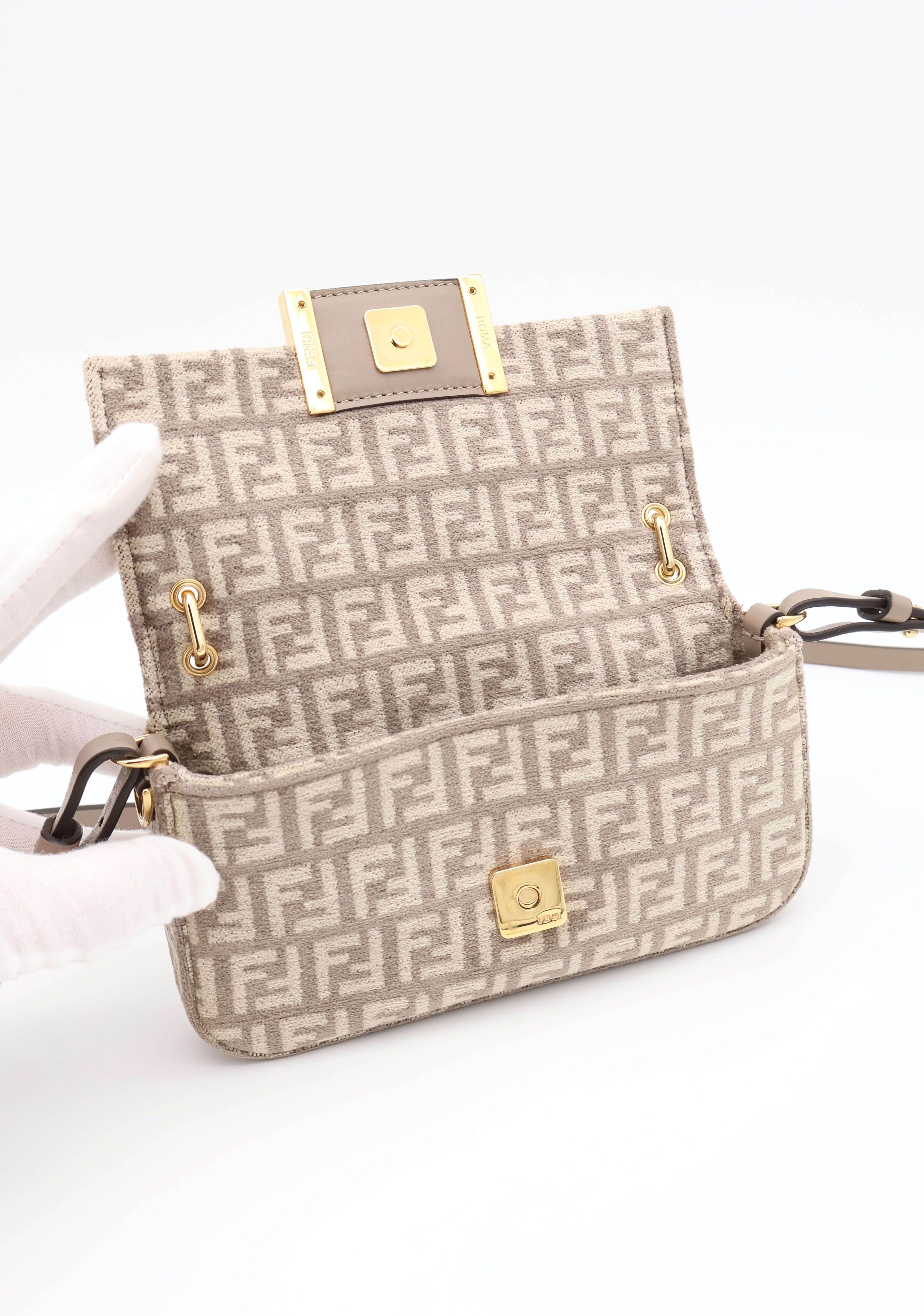 Fendi Baguette