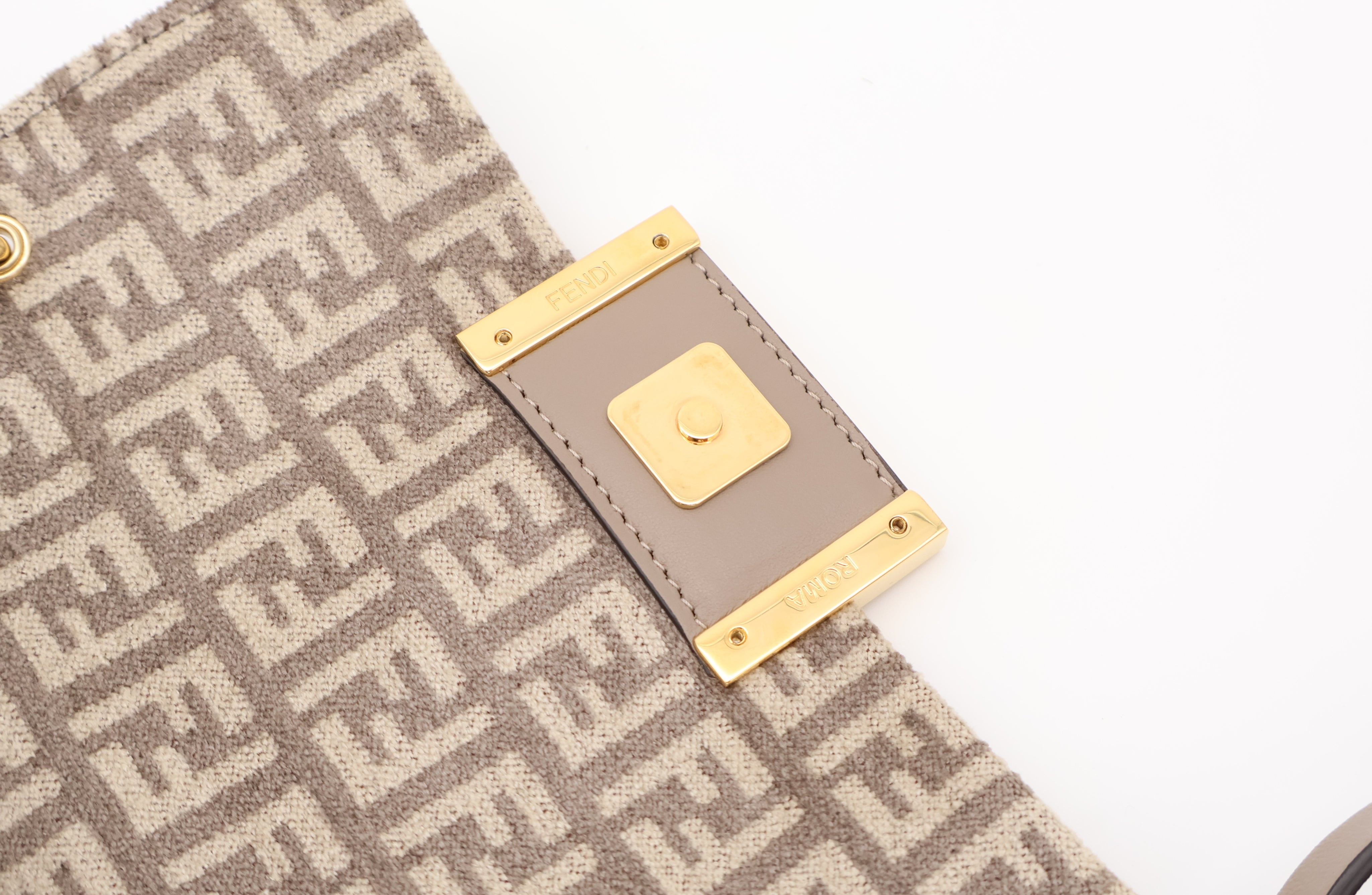 Fendi Baguette