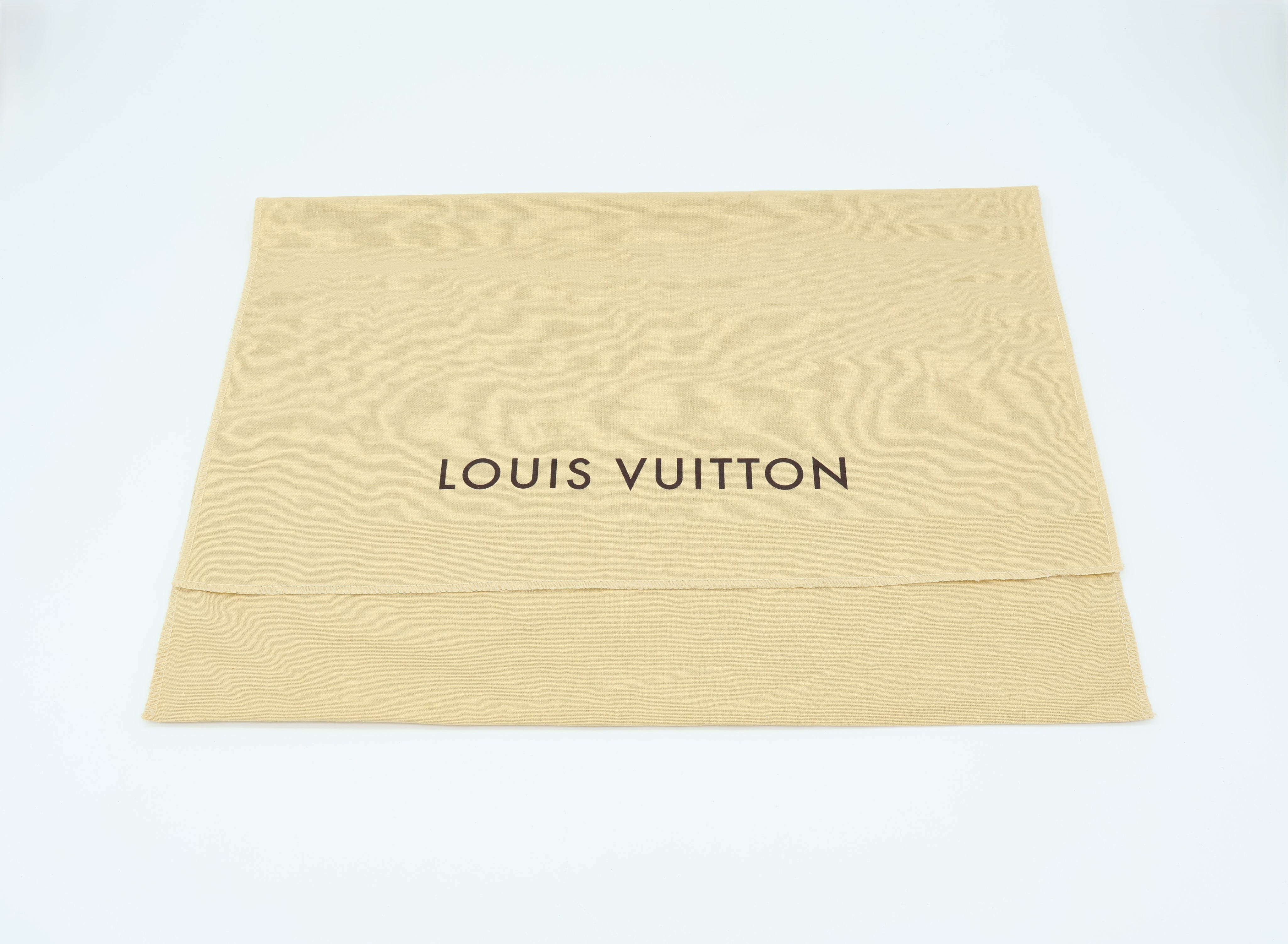 Louis Vuitton Chantilly PM