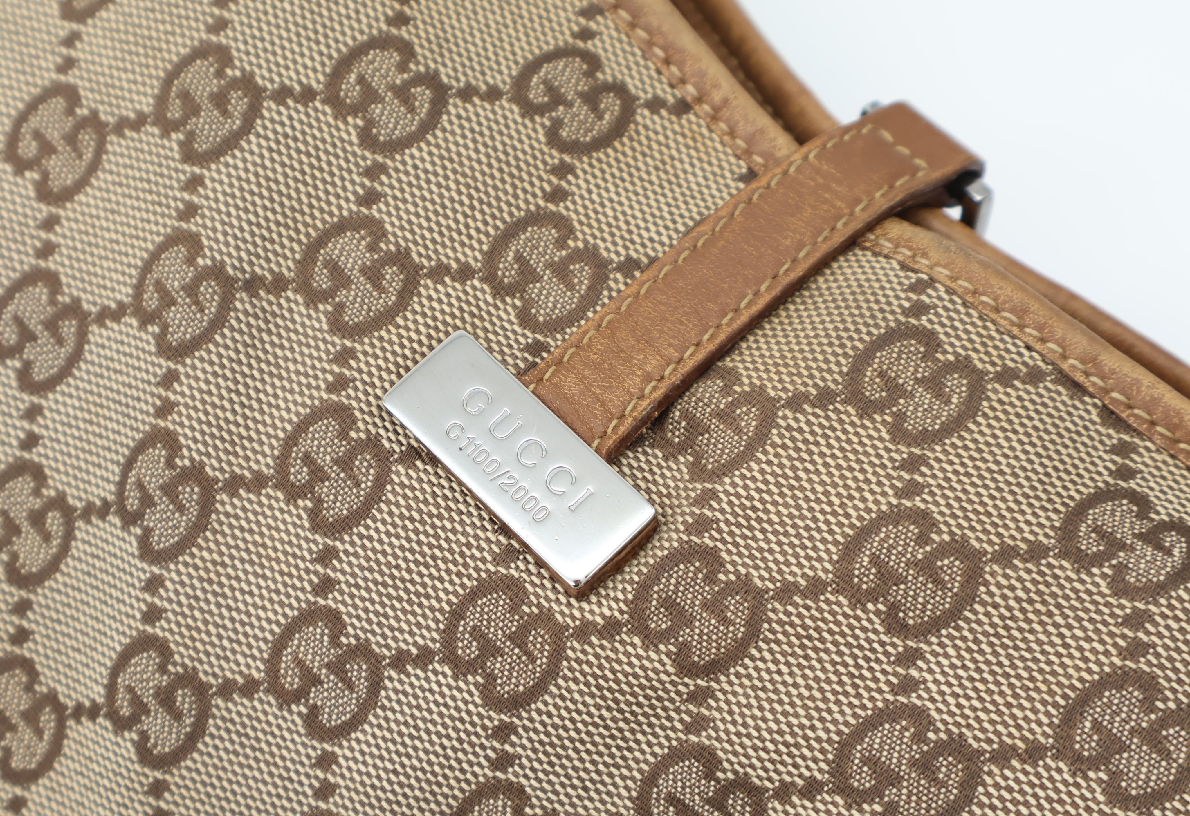 Gucci Jackie