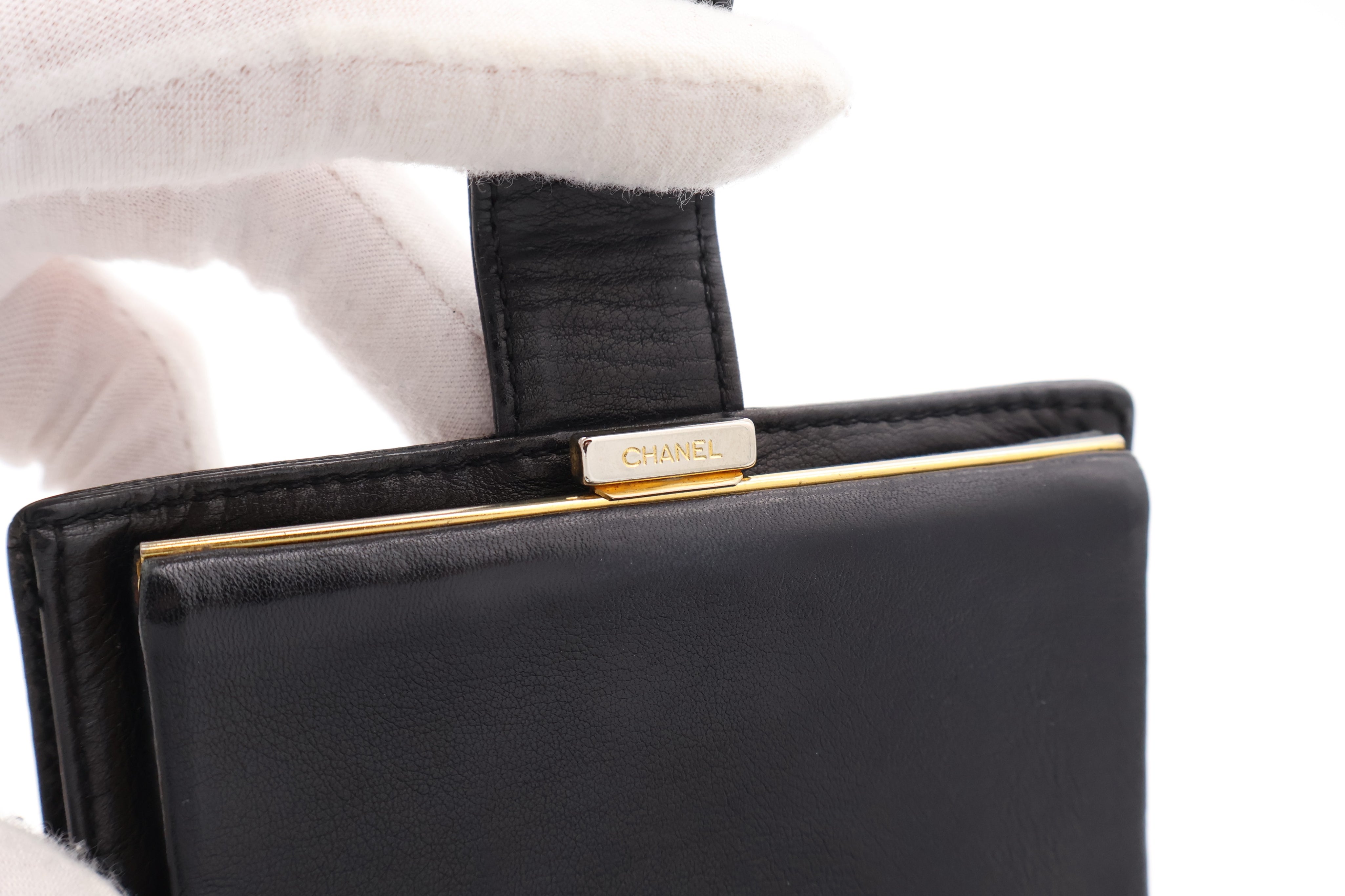 Chanel CC Grained Calfskin Bifold Wallet